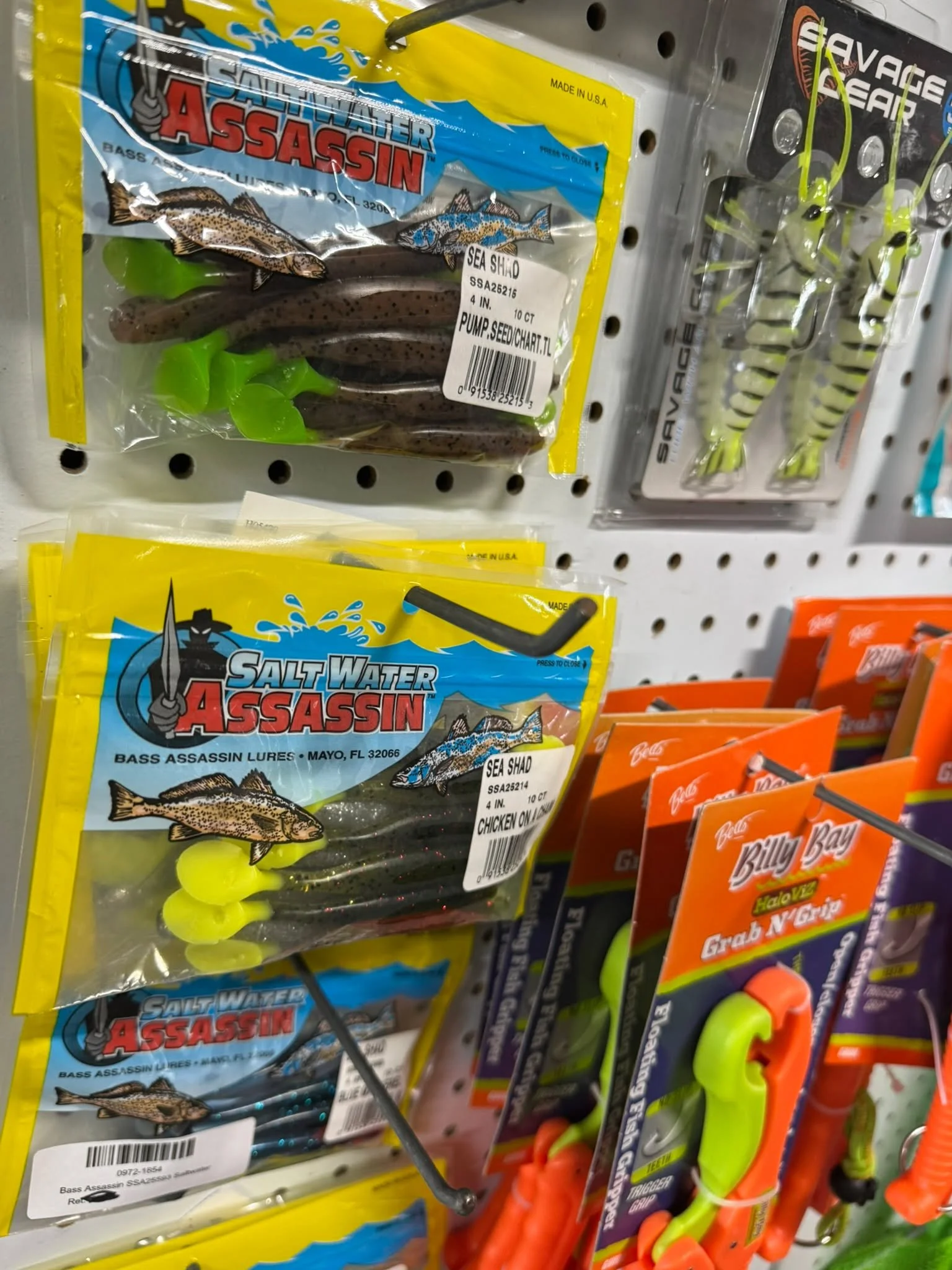 STORE CLOSING SALE!!!
STOP BY BEFORE WE CLOSE UP SHOP!!!!
40% Off everything in the store! at #tidelinemarine in #jacksonvillenc.
Stop by and check us out! Open from Tuesday-Sat
#bait #tackle #fishing #boating 
We still have a large selection of Part