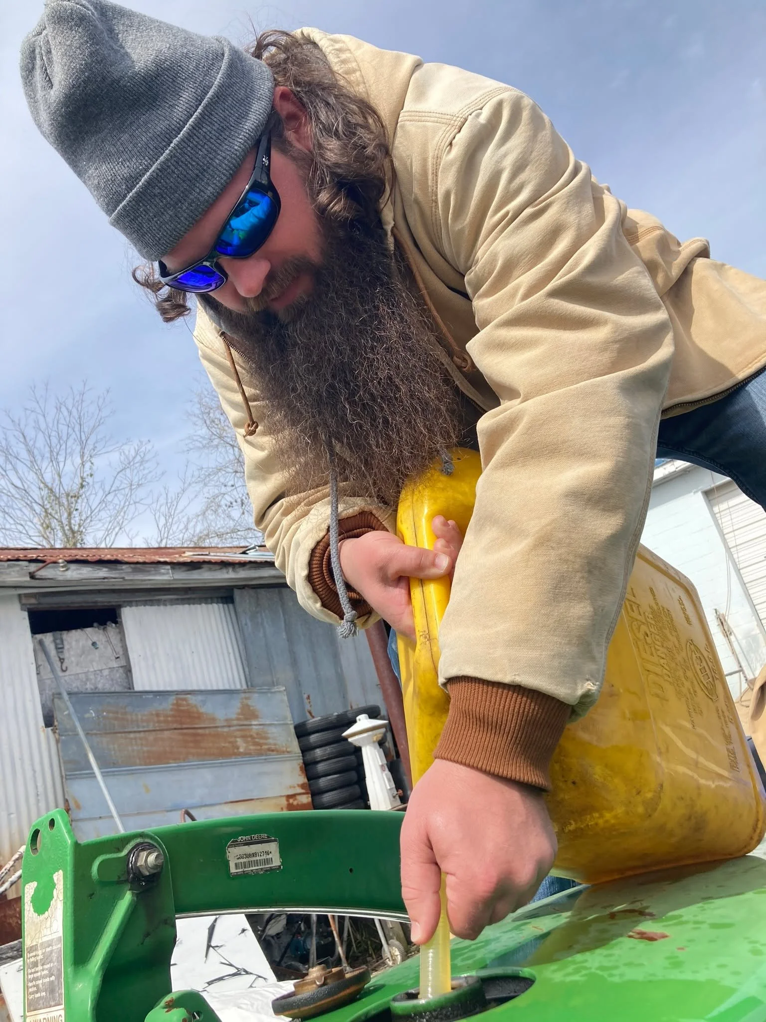 Throwback photos for our STORE CLOSING SALE!
40% Off everything in the store! at #tidelinemarine in #jacksonvillenc.
Stop by and check us out! Open from Tuesday-Sat
#bait #tackle #fishing #boating 
We still have a large selection of Parts, Accessorie