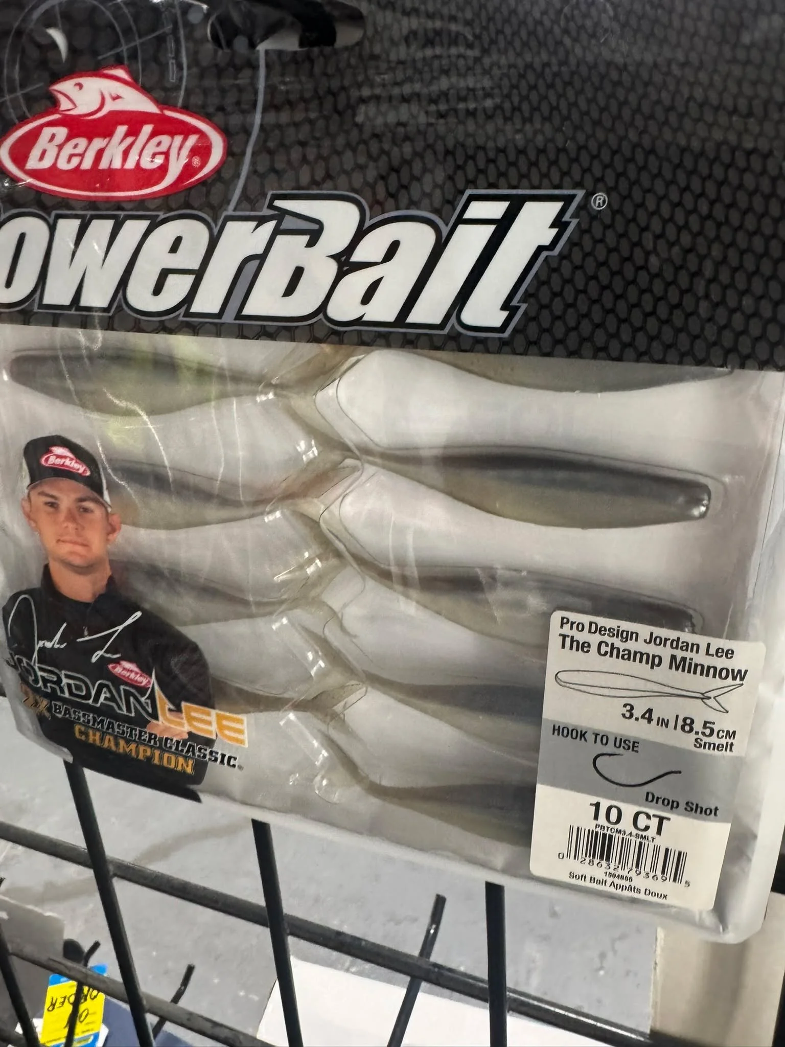 STORE CLOSING SALE!!!
STOP BY BEFORE WE CLOSE UP SHOP!!!!
40% Off everything in the store! at #tidelinemarine in #jacksonvillenc.
Stop by and check us out! Open from Tuesday-Sat
#bait #tackle #fishing #boating 
We still have a large selection of Part