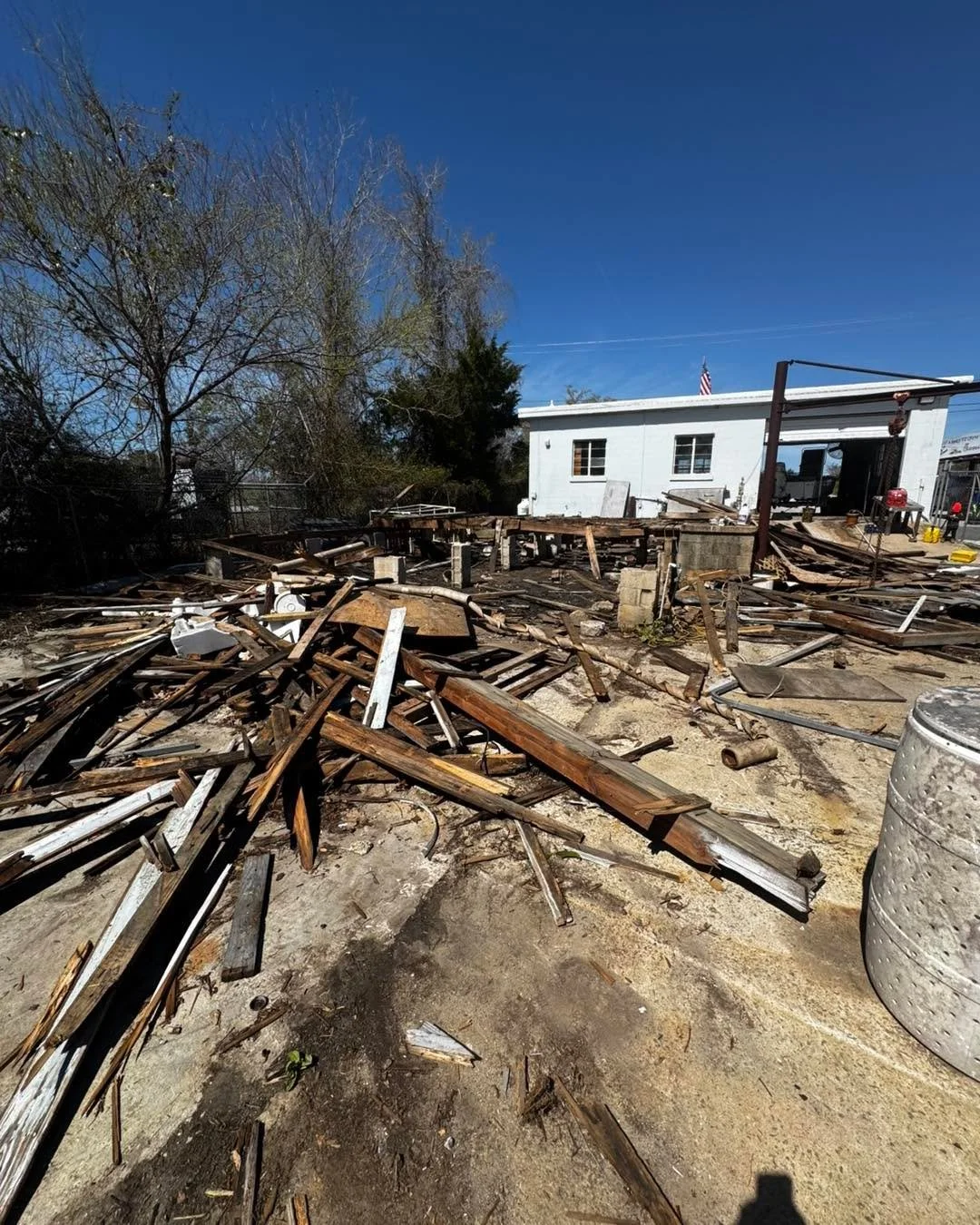 Free fire wood/looking for volunteers 
When-Wed 3/18/26 0830-1500 potential Thursday 
Where-159 old bridge street (TIDELINE MARINE)
What-bonfire/scrap wood. FREE TAKE AS MUCH AS YOU WANT. Or. Volunteer to help us throw it in the big dumpster we have 