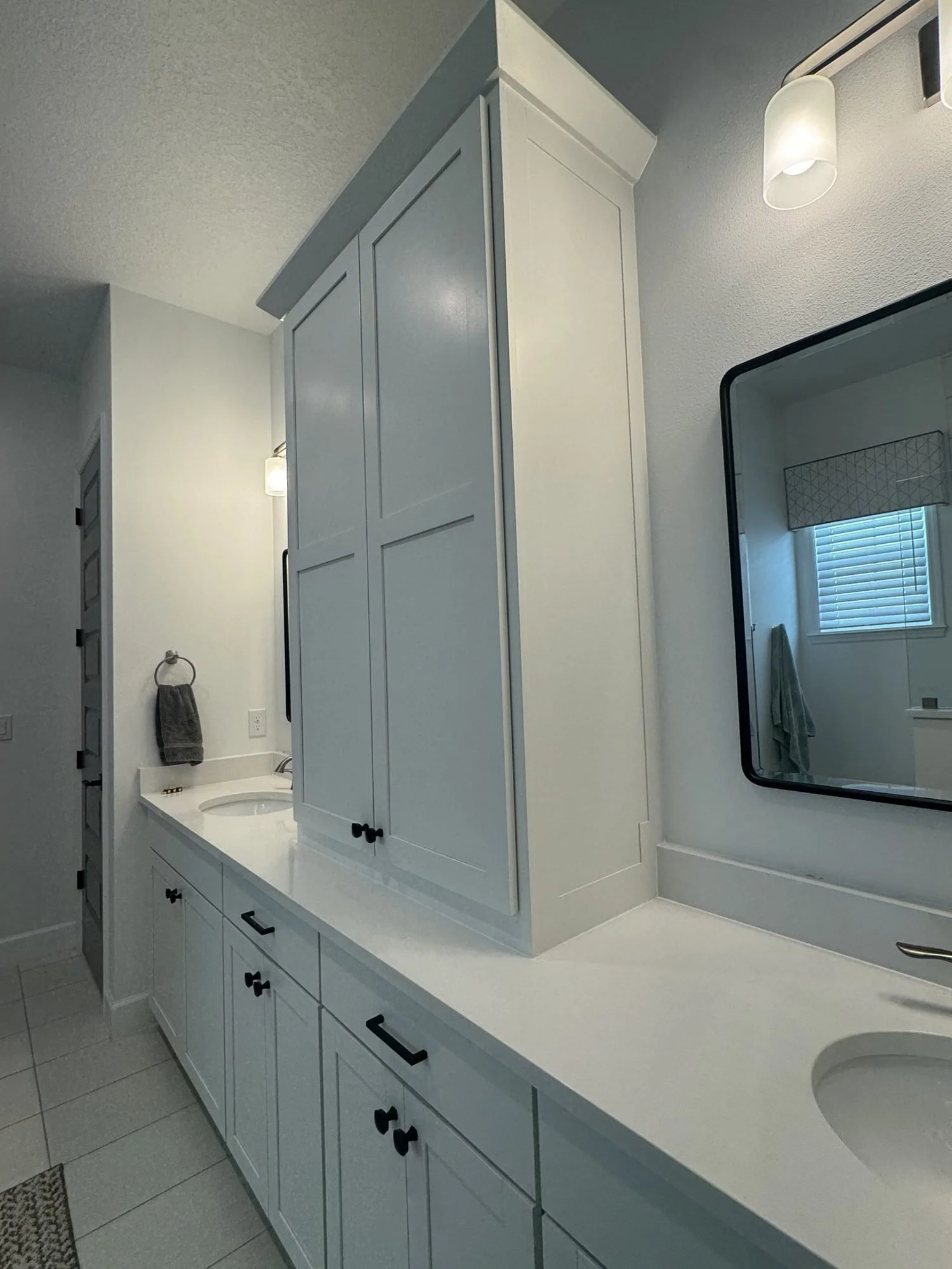 Custom bathroom vanity