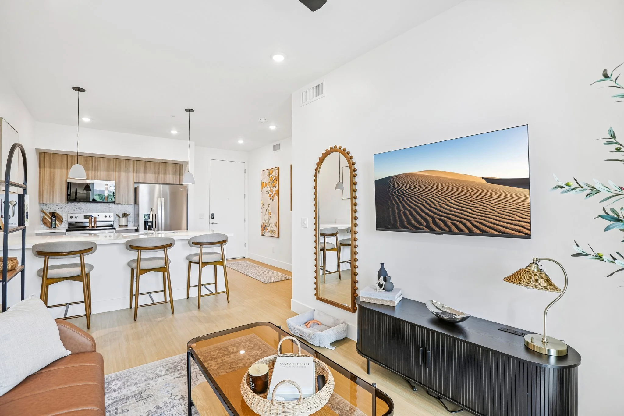 24-web-or-mls-E Turney Ave-S1607-003.jpg