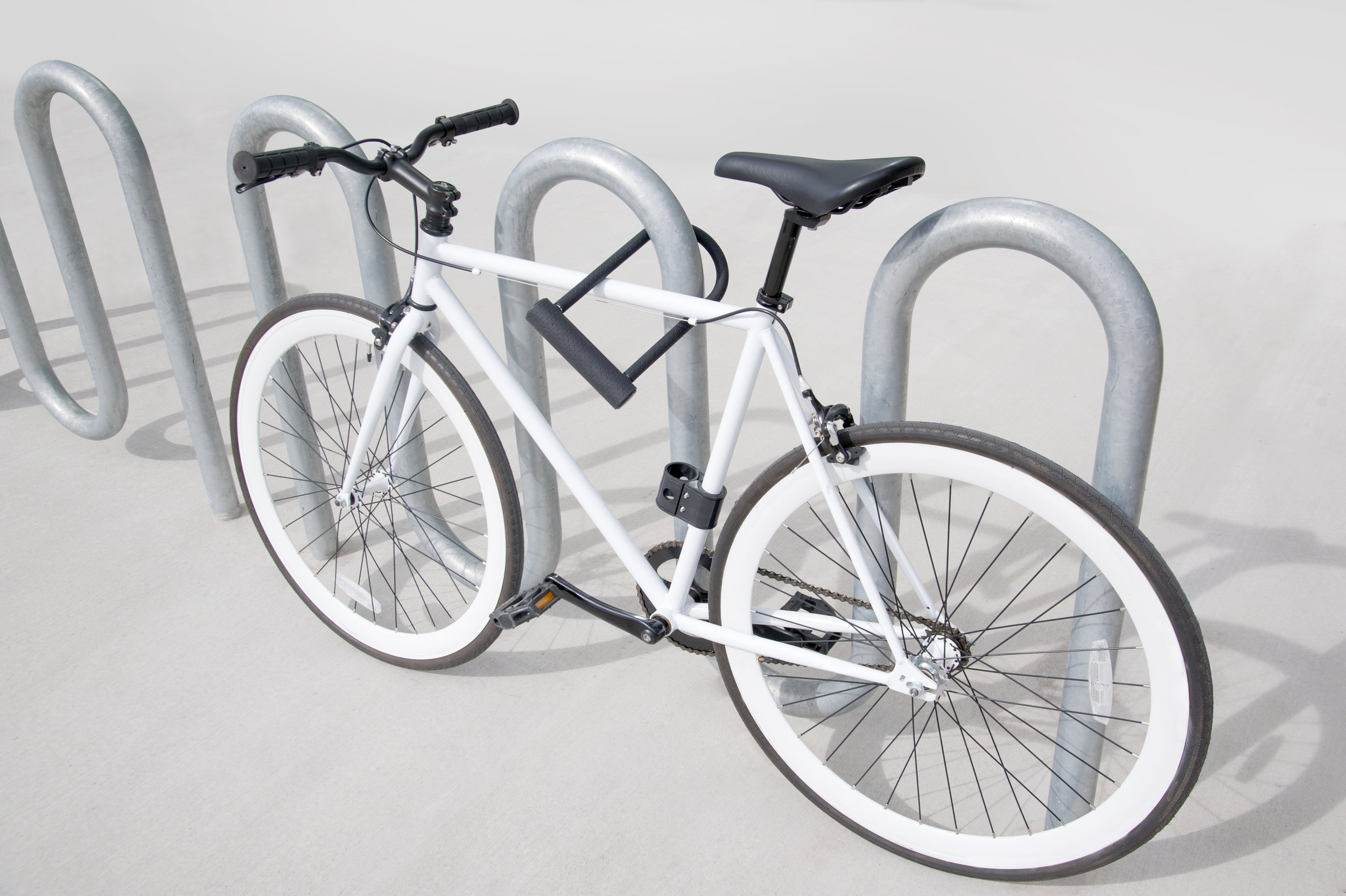 U-lock isolated bike and rack.jpg