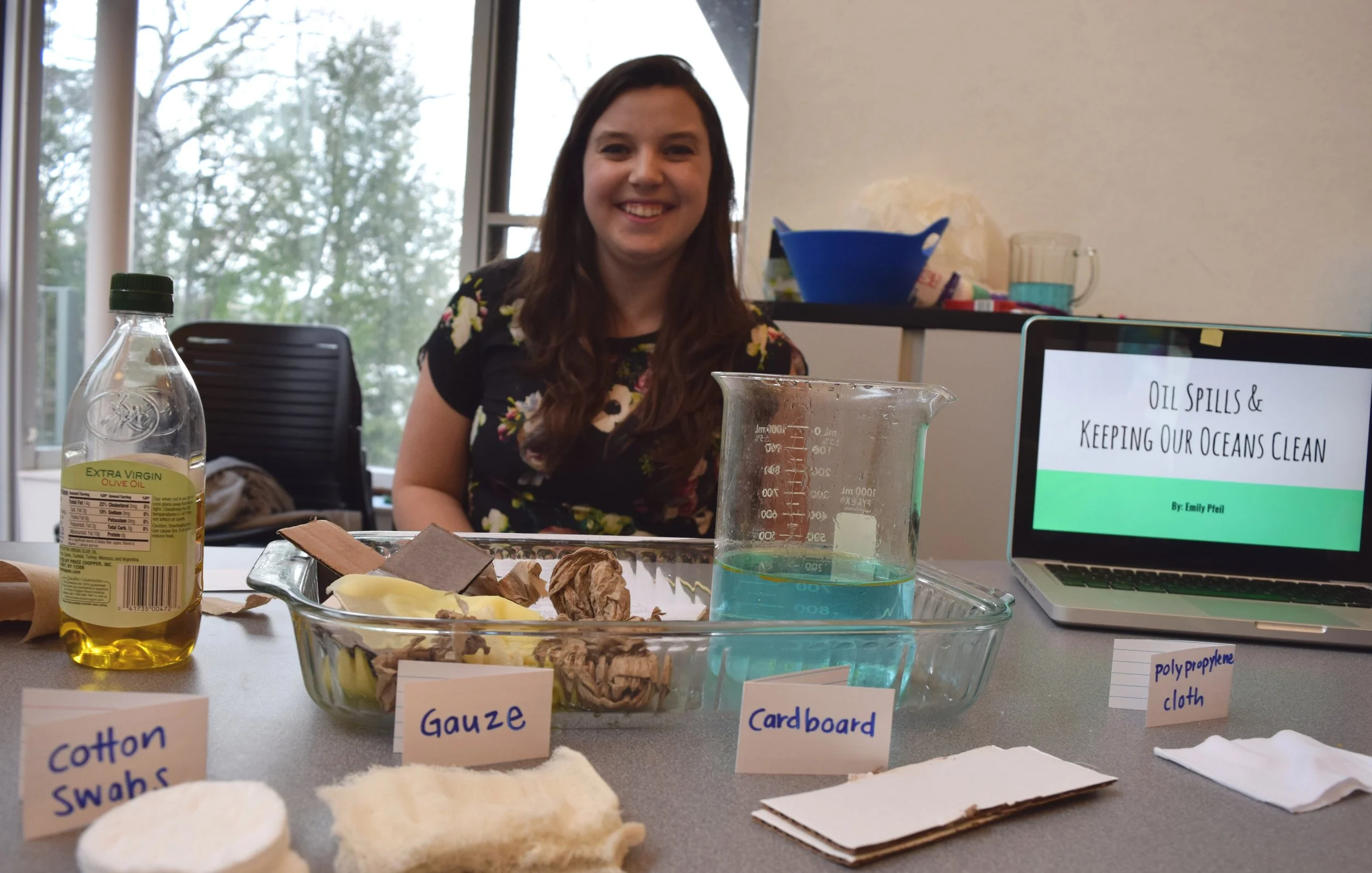 Science student Emily ('17) presents her project at the Science Cafe event