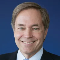 <b>David W. MacLennan</b>Chairman & CEO, Cargill