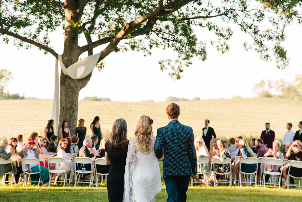 illinois farm wedding-36.jpg