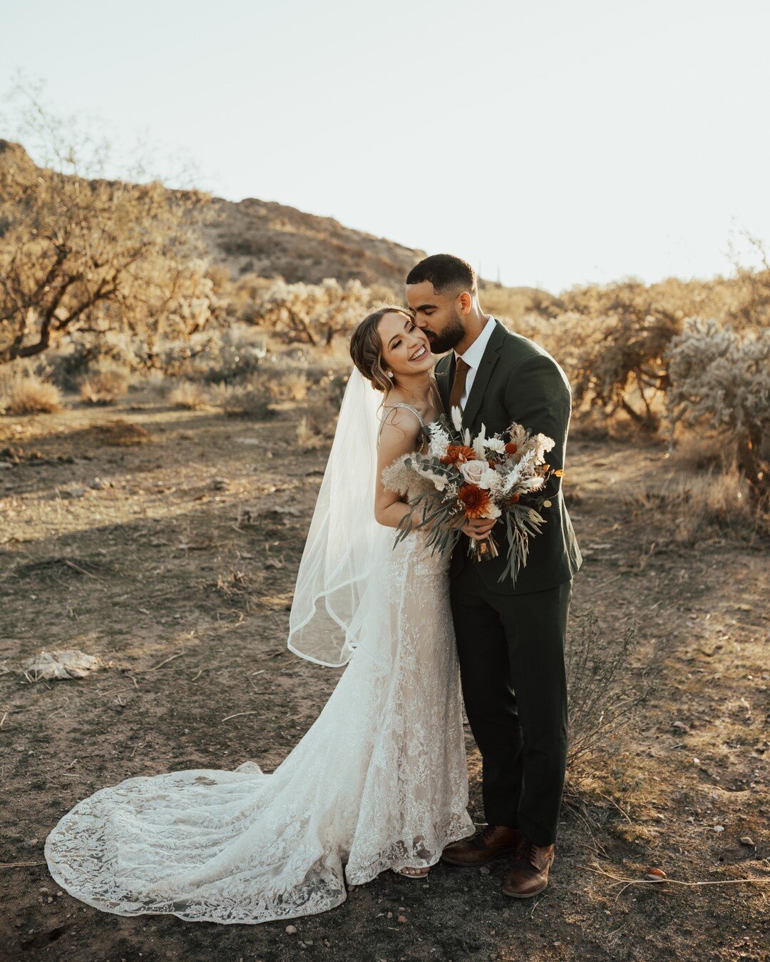 Wrapping up the final edits on this insanely beautiful wedding out in the middle of the mountains! This was seriously the most fun day and I cannot wait for these to hit the blog for you to see!