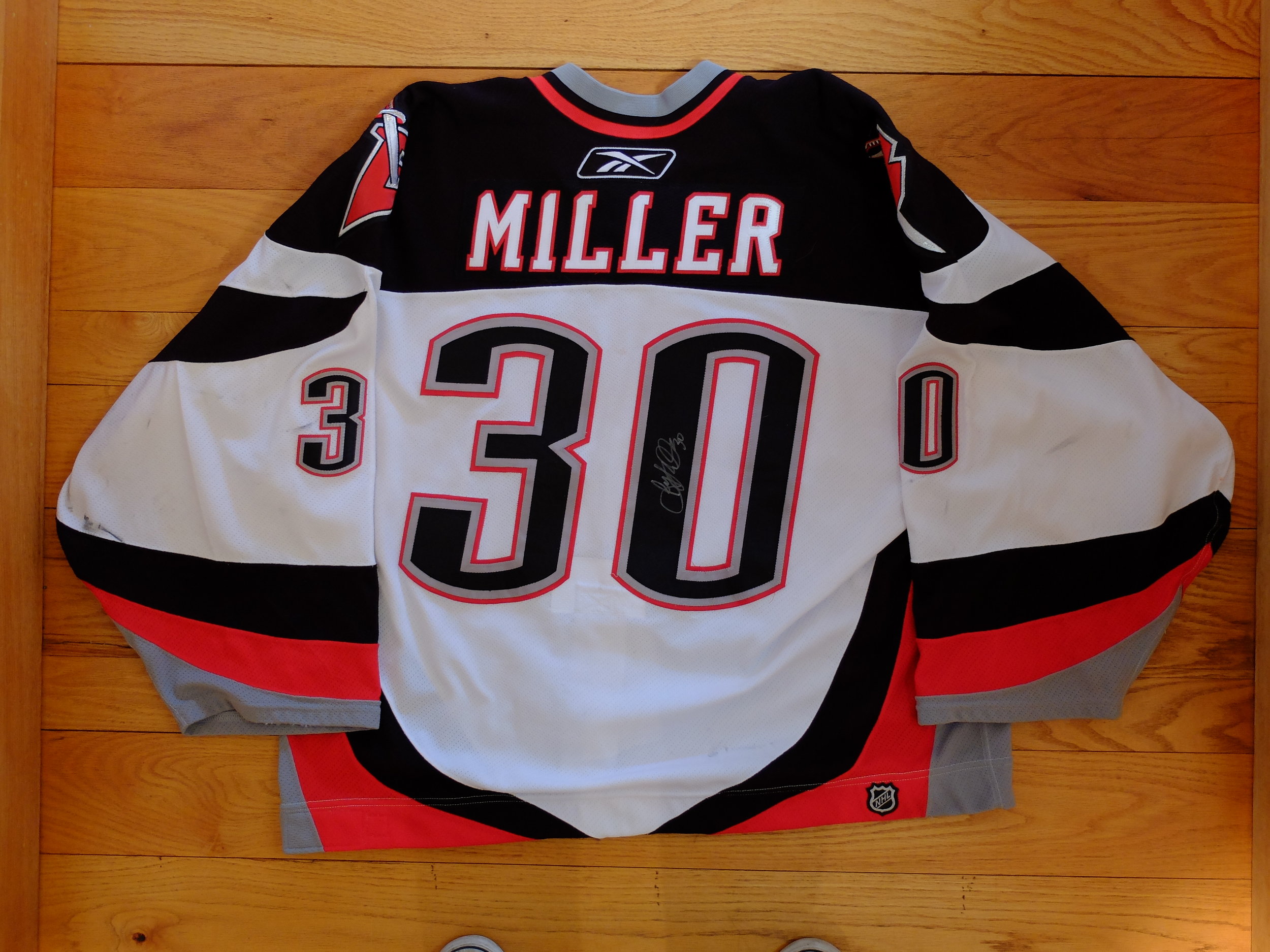 RYAN MILLER  Buffalo Sabres 2005 CCM Vintage Throwback Home NHL