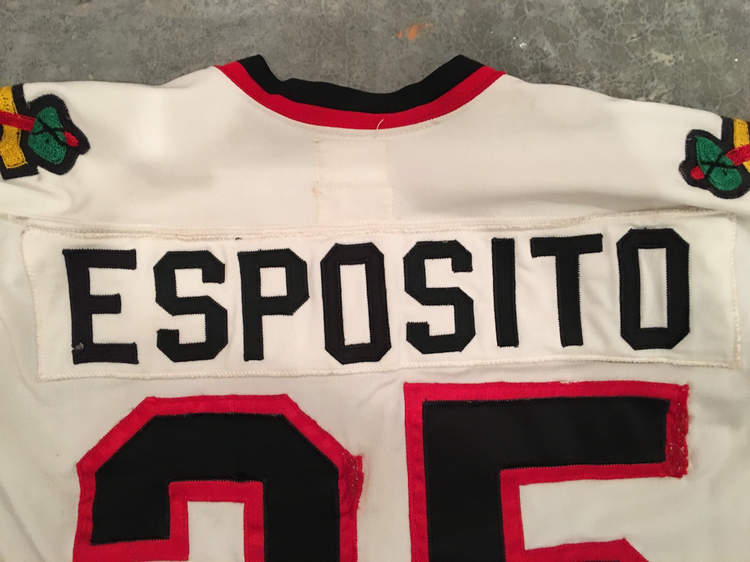 Blackhaws Wear #35 Patch for Tony Esposito – SportsLogos.Net News