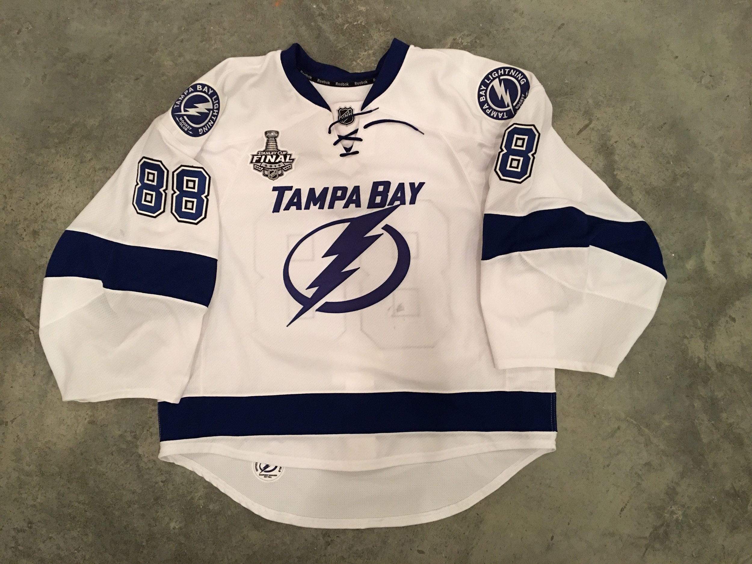 tampa bay lightning game worn jerseys