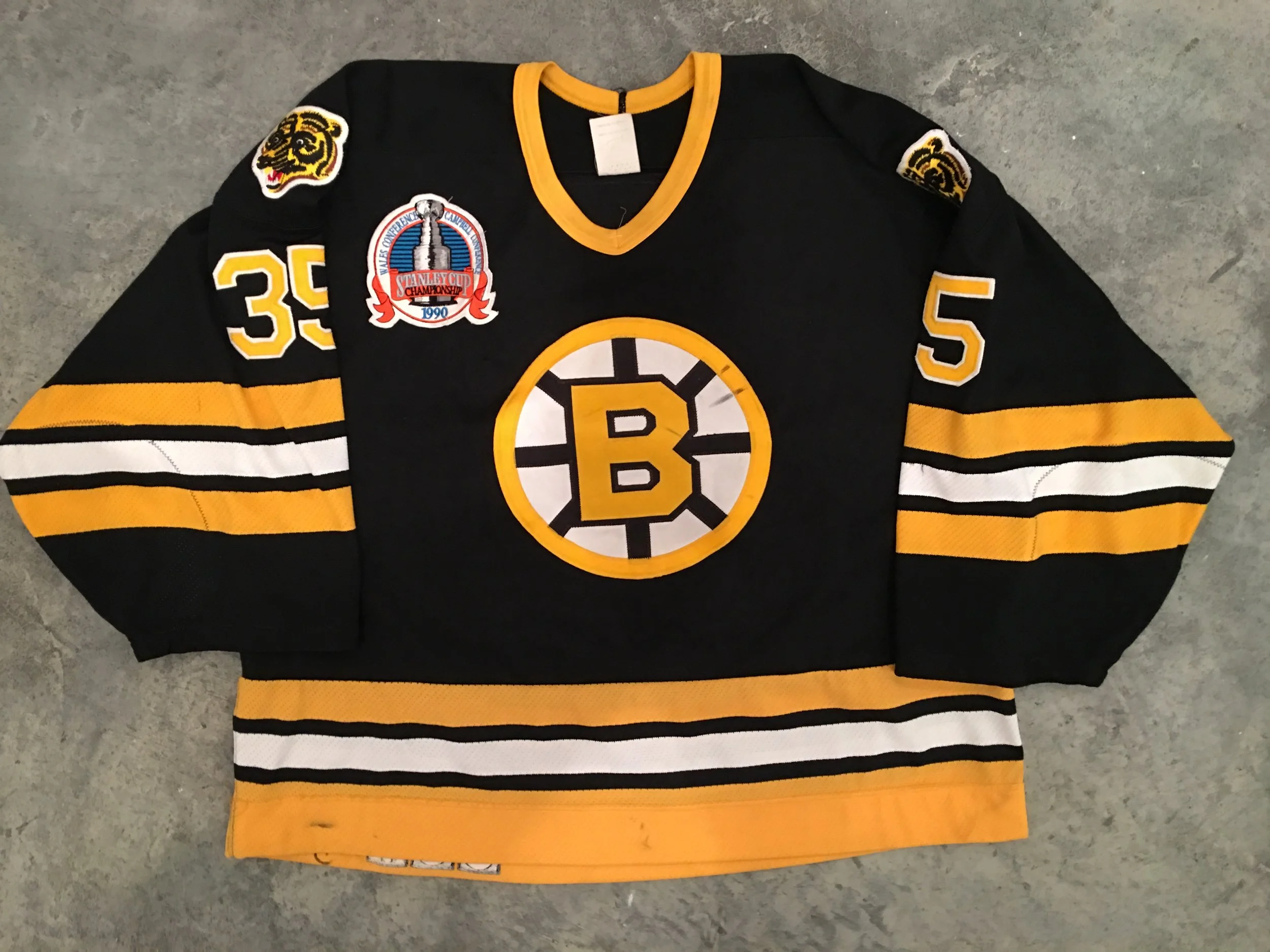bruins game jersey