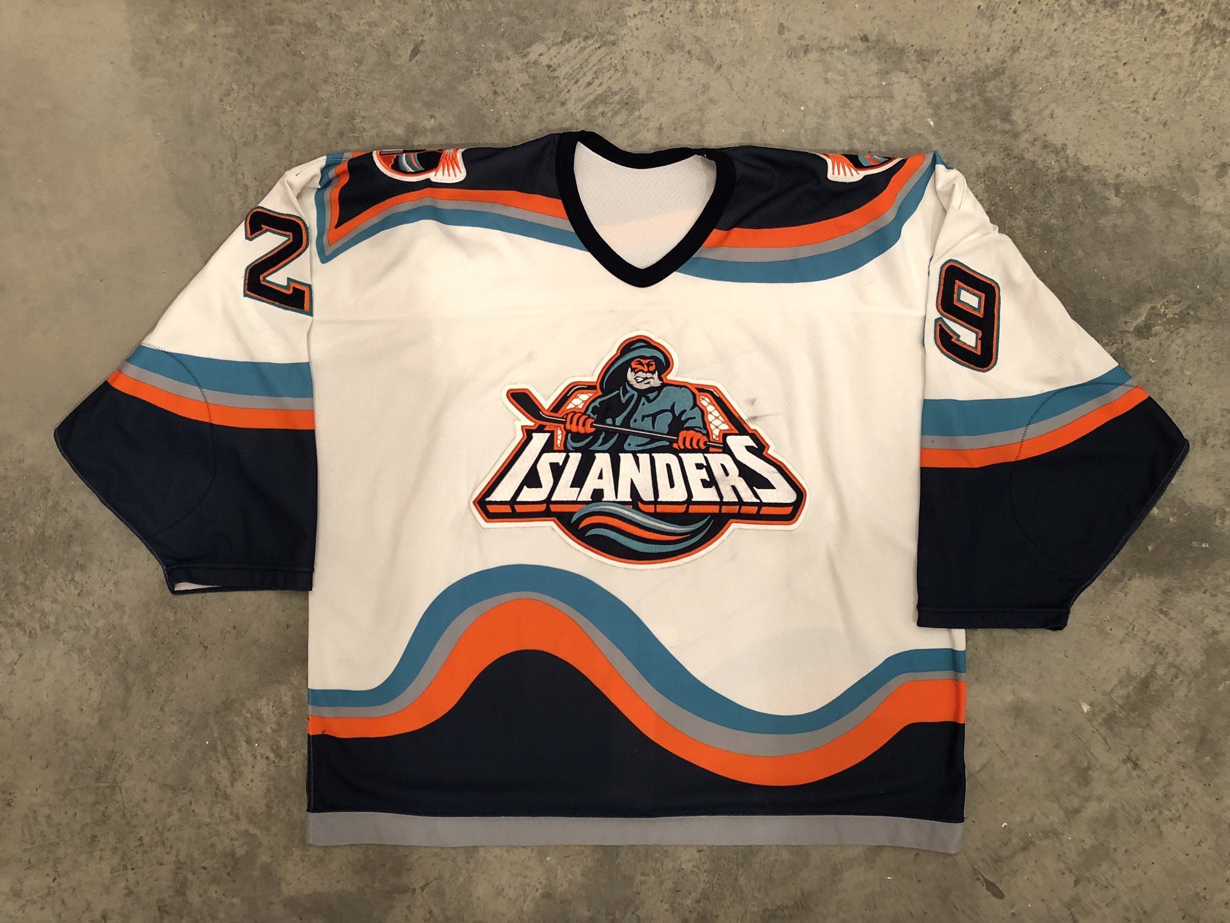 Jamie McLennan Islanders — Game Worn Goalie Jerseys