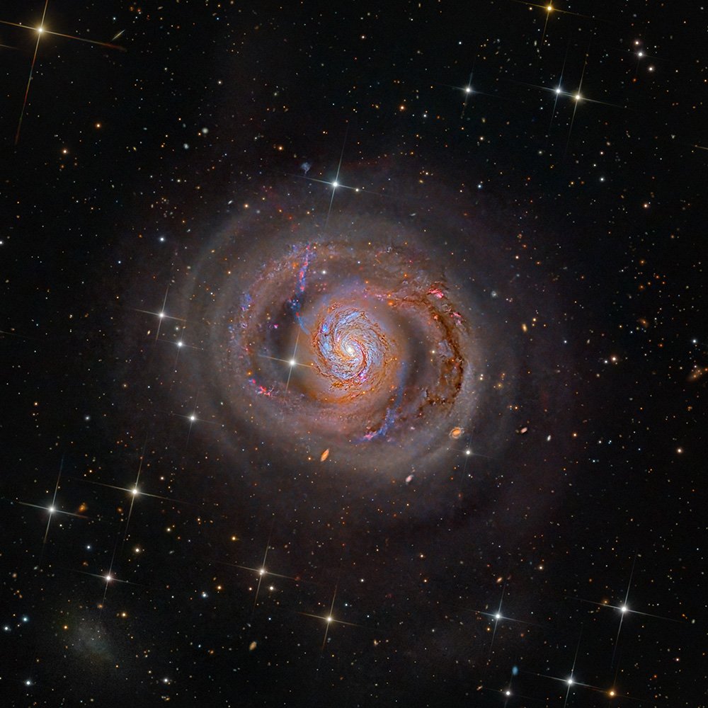 M77
