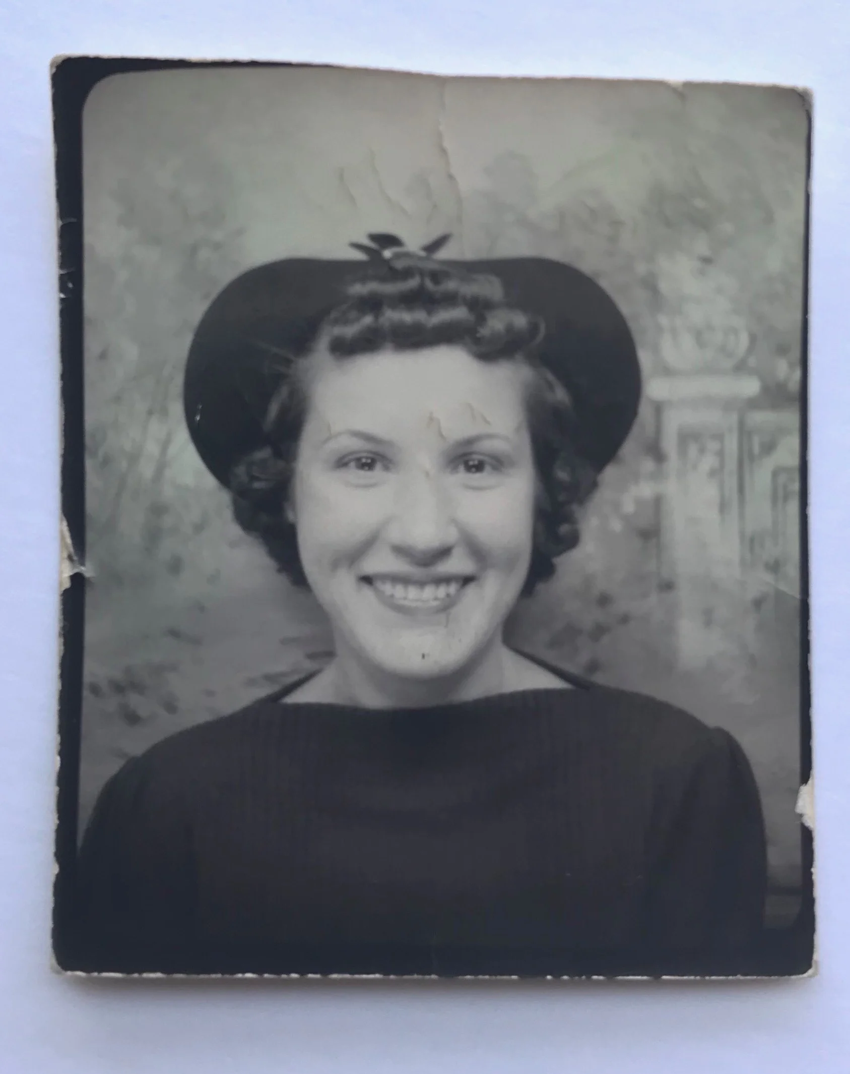 Written on the back: "Ann Warren Oct. 31, 1937"