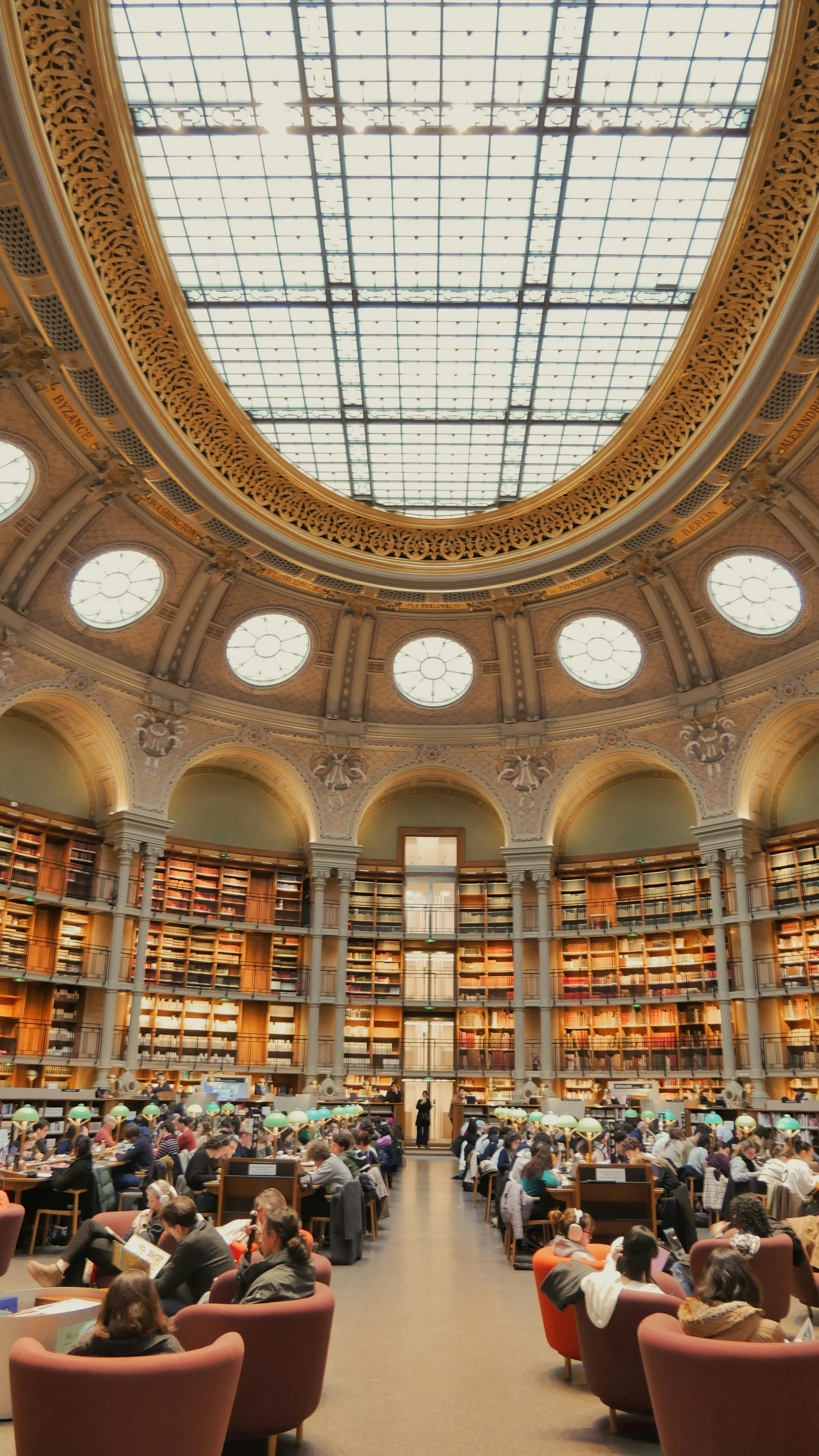 7 Elements of a Strong Archival Acquisition Policy