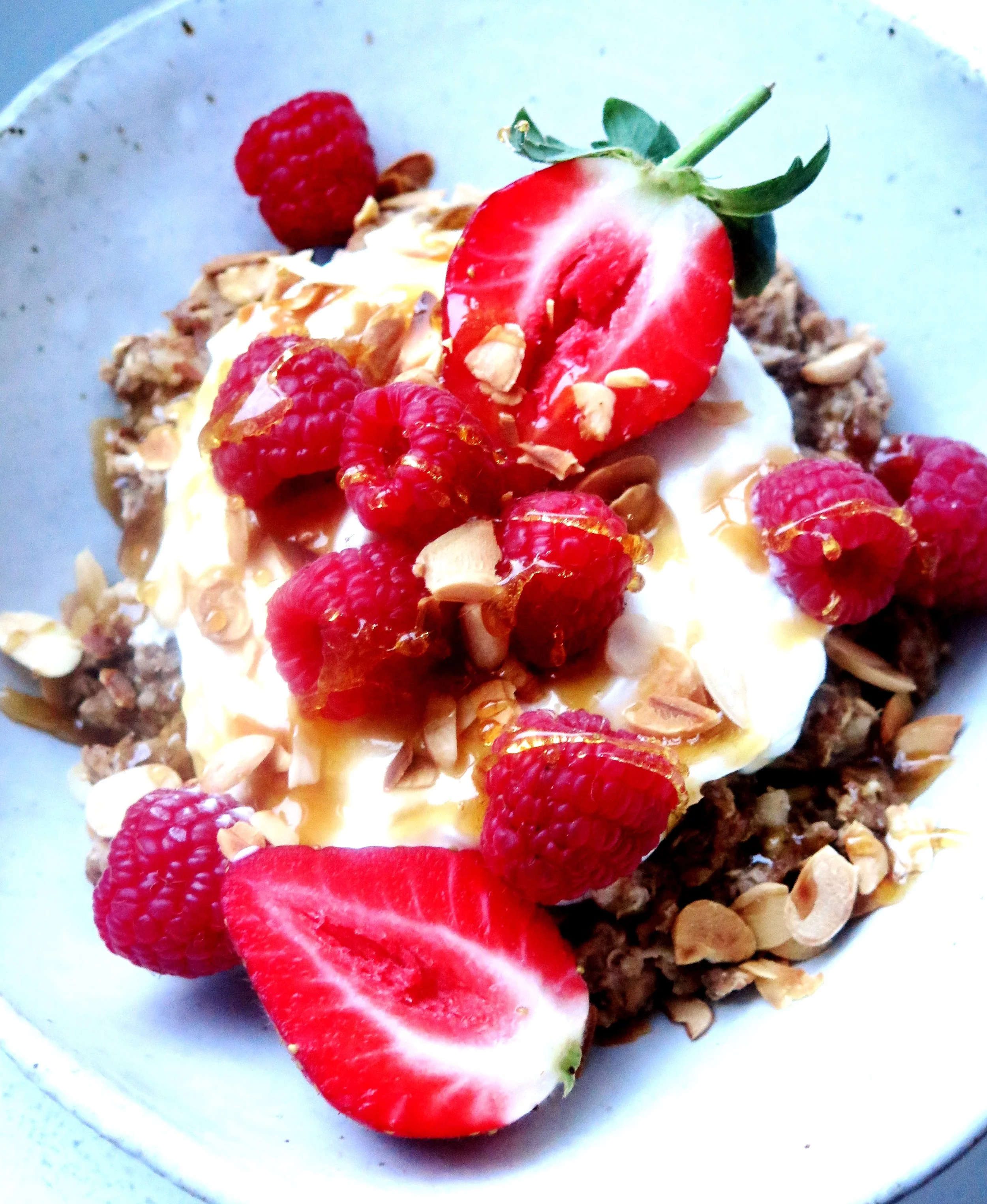 Vanilla Bean & Cinnamon Bircher Muesli (Dairy-free, Sugar-free, Gluten-free) - Recipe