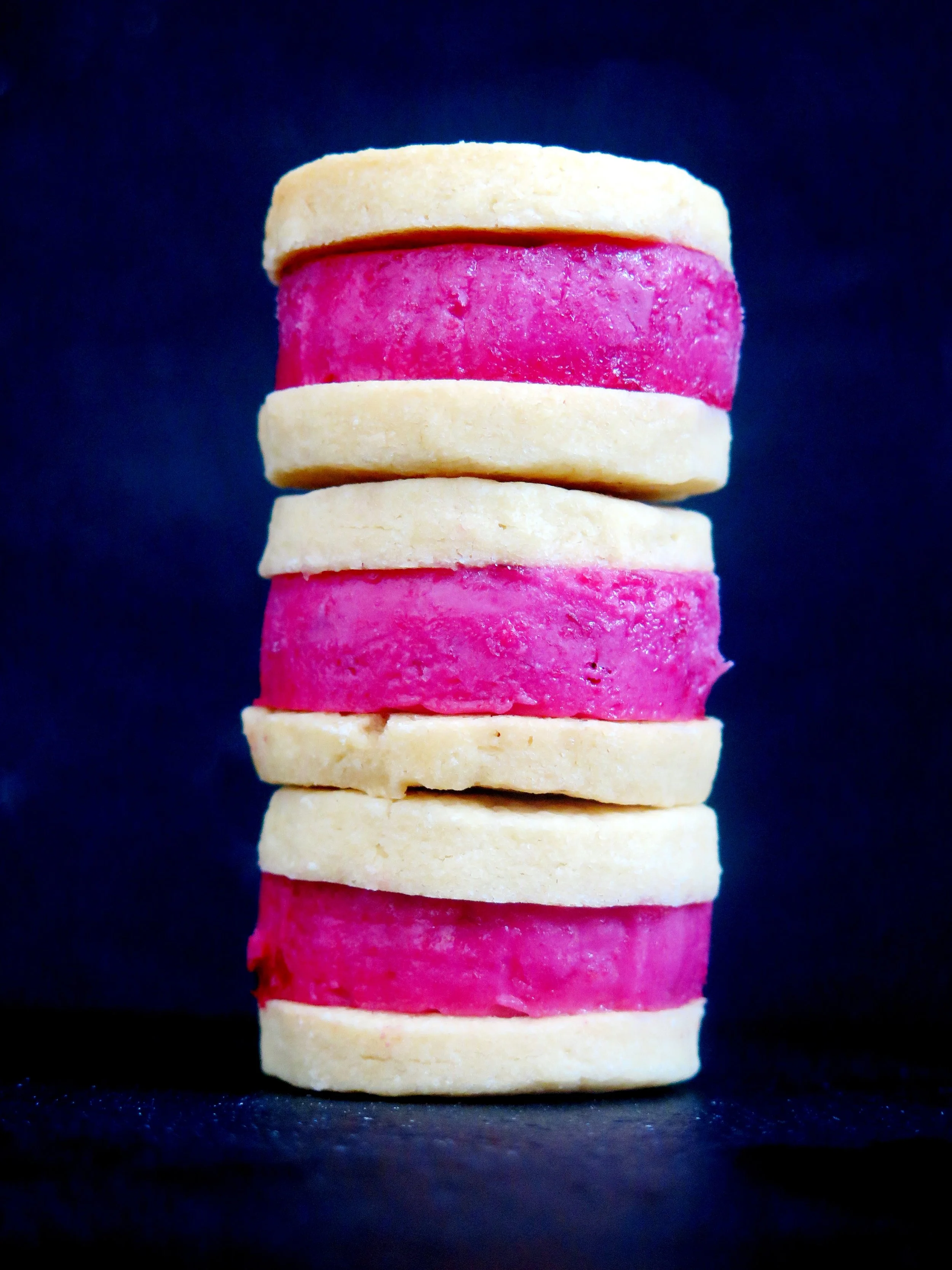 Cherry & Yuzu Frozen Yoghurt Almond Cookie Sandwich