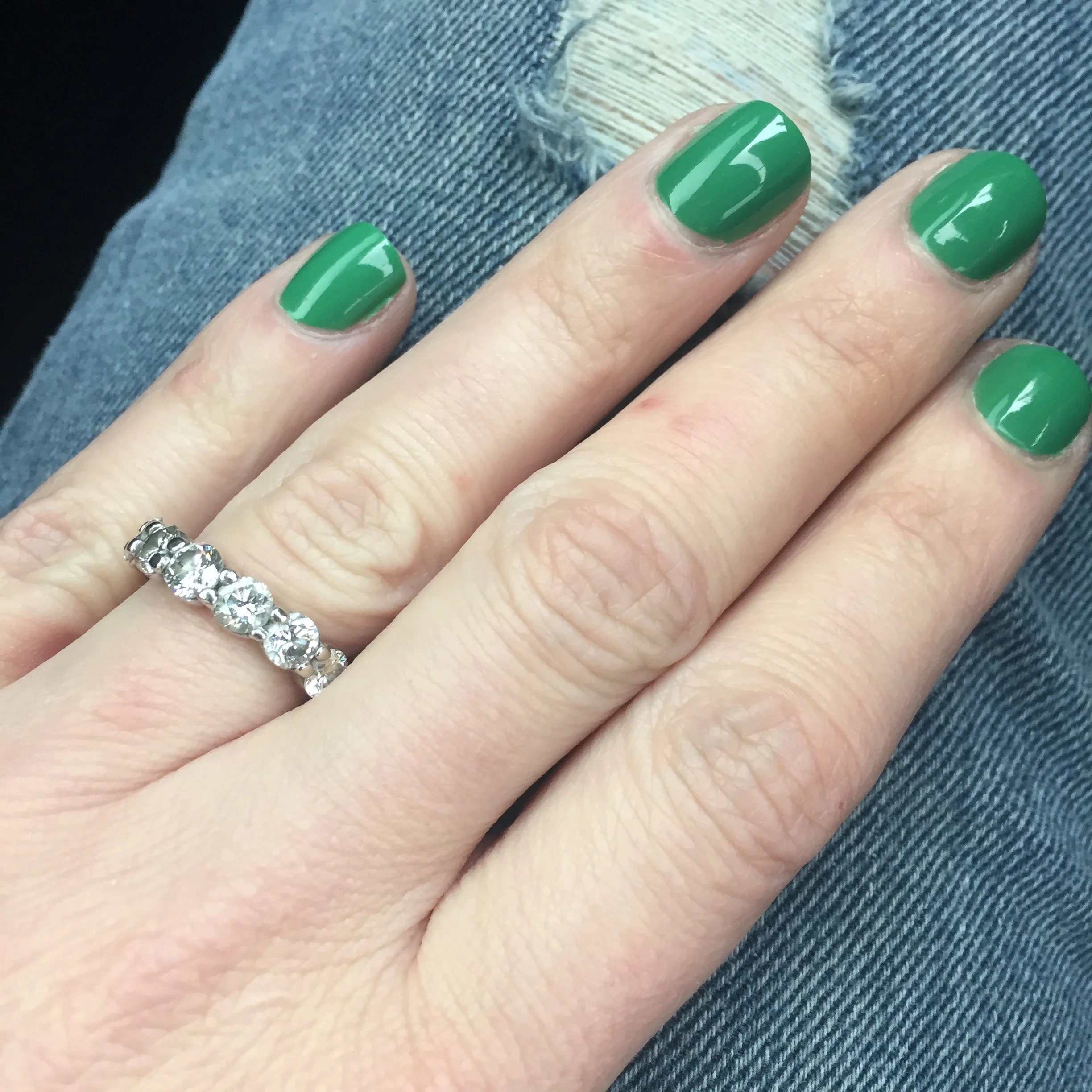 Essie "On the Roadie"