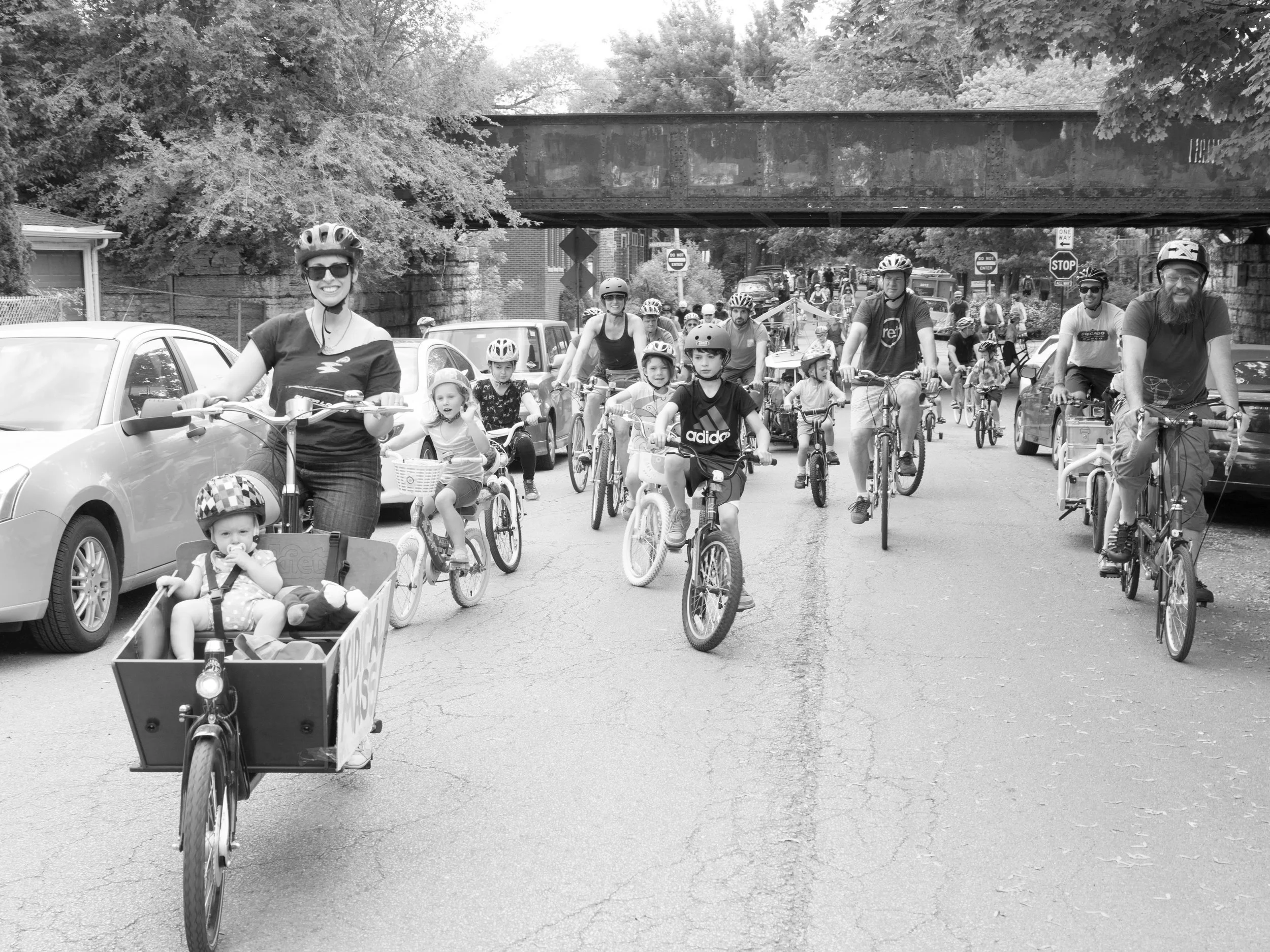 Roscoe Village Kidical Mass.jpg