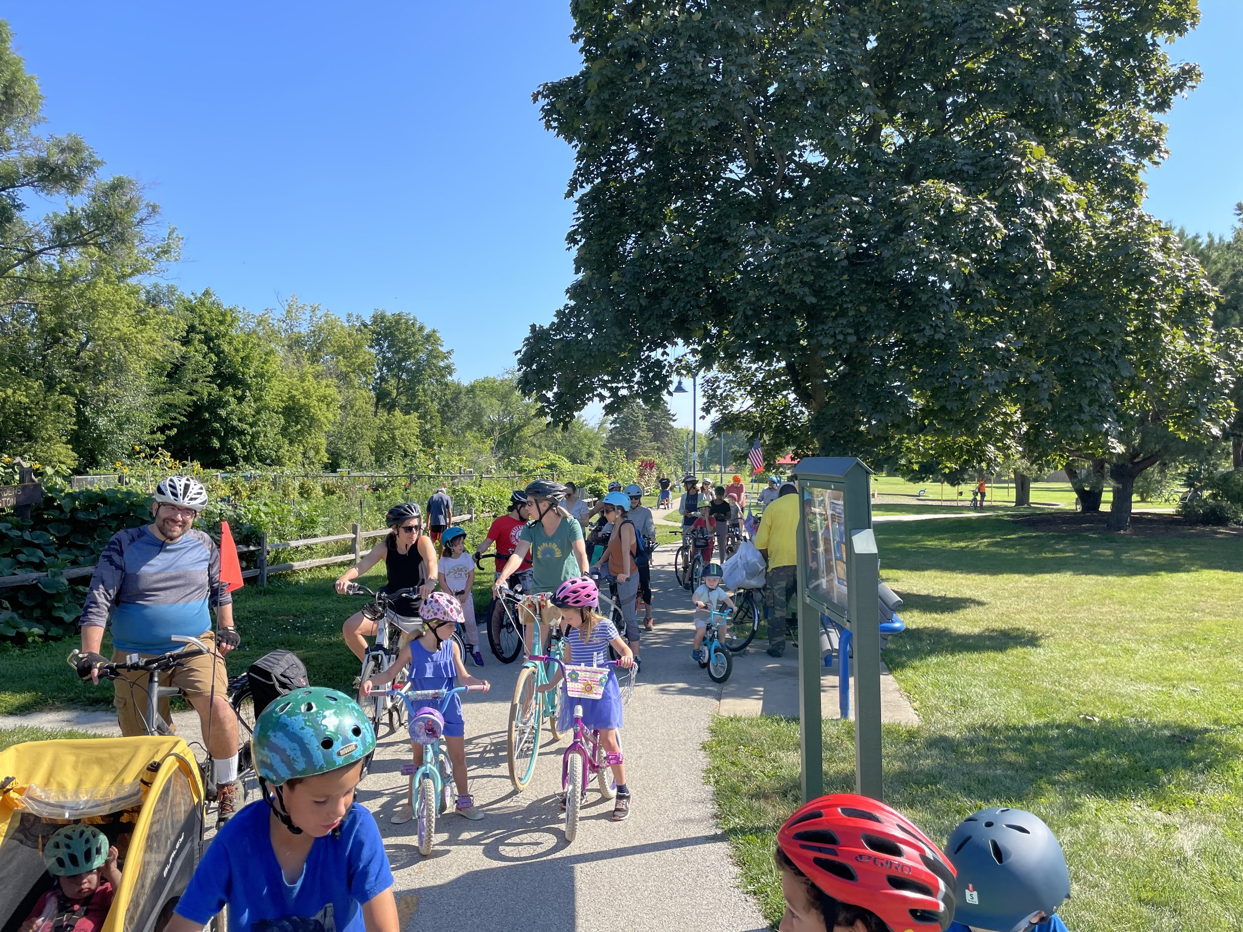 Evanston Kidical Mass - Ride to the Downtown Trick or Treat Stroll