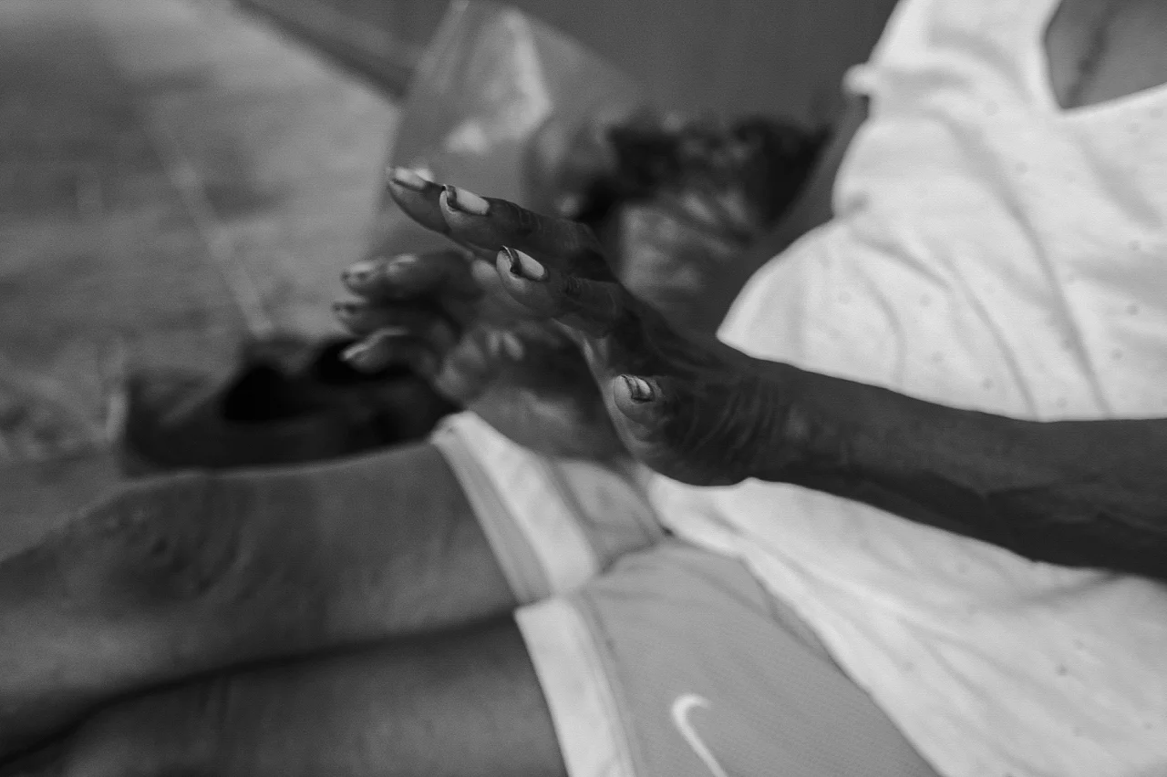 Shirley hands.jpg