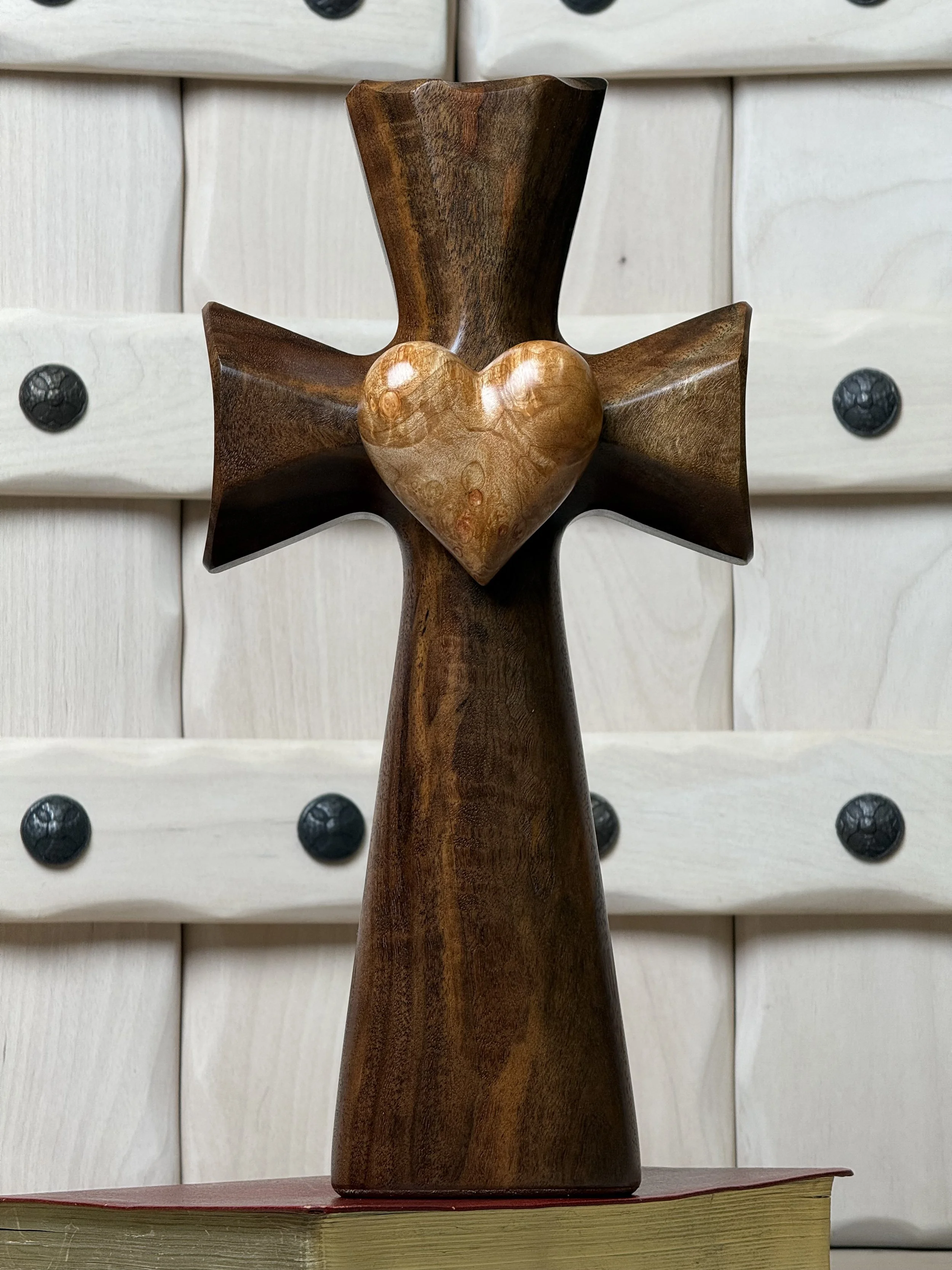 Family Bible Cross®