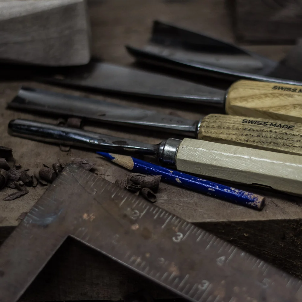 handcraftedchiselsclose.jpg