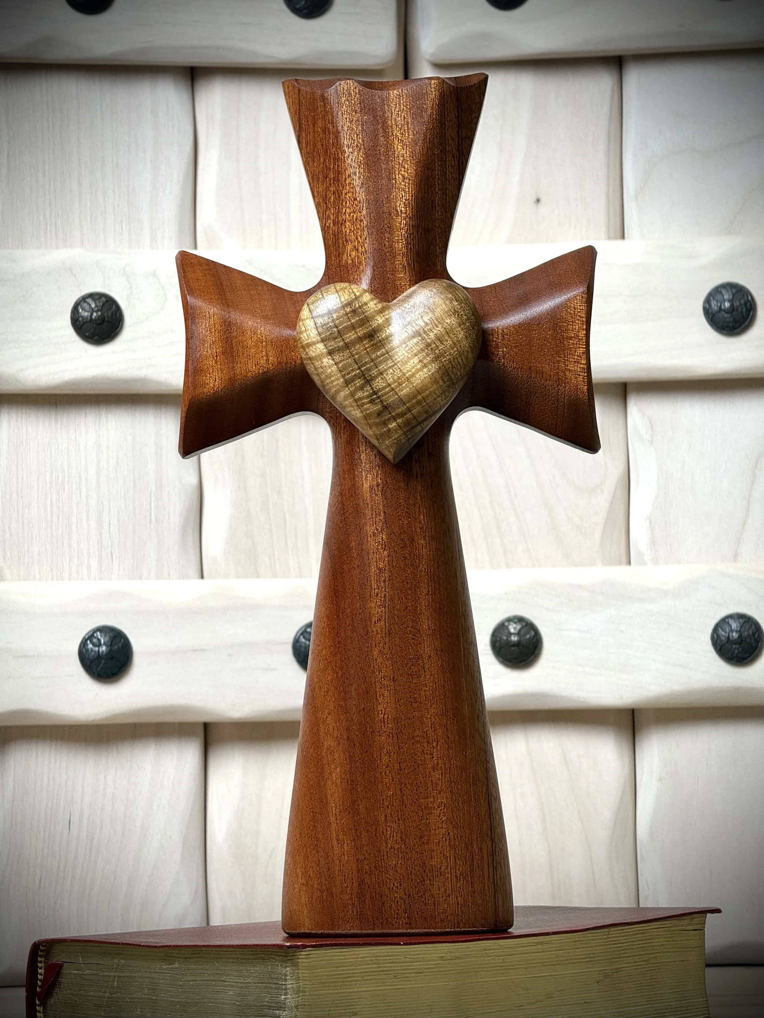 Family Bible Cross®