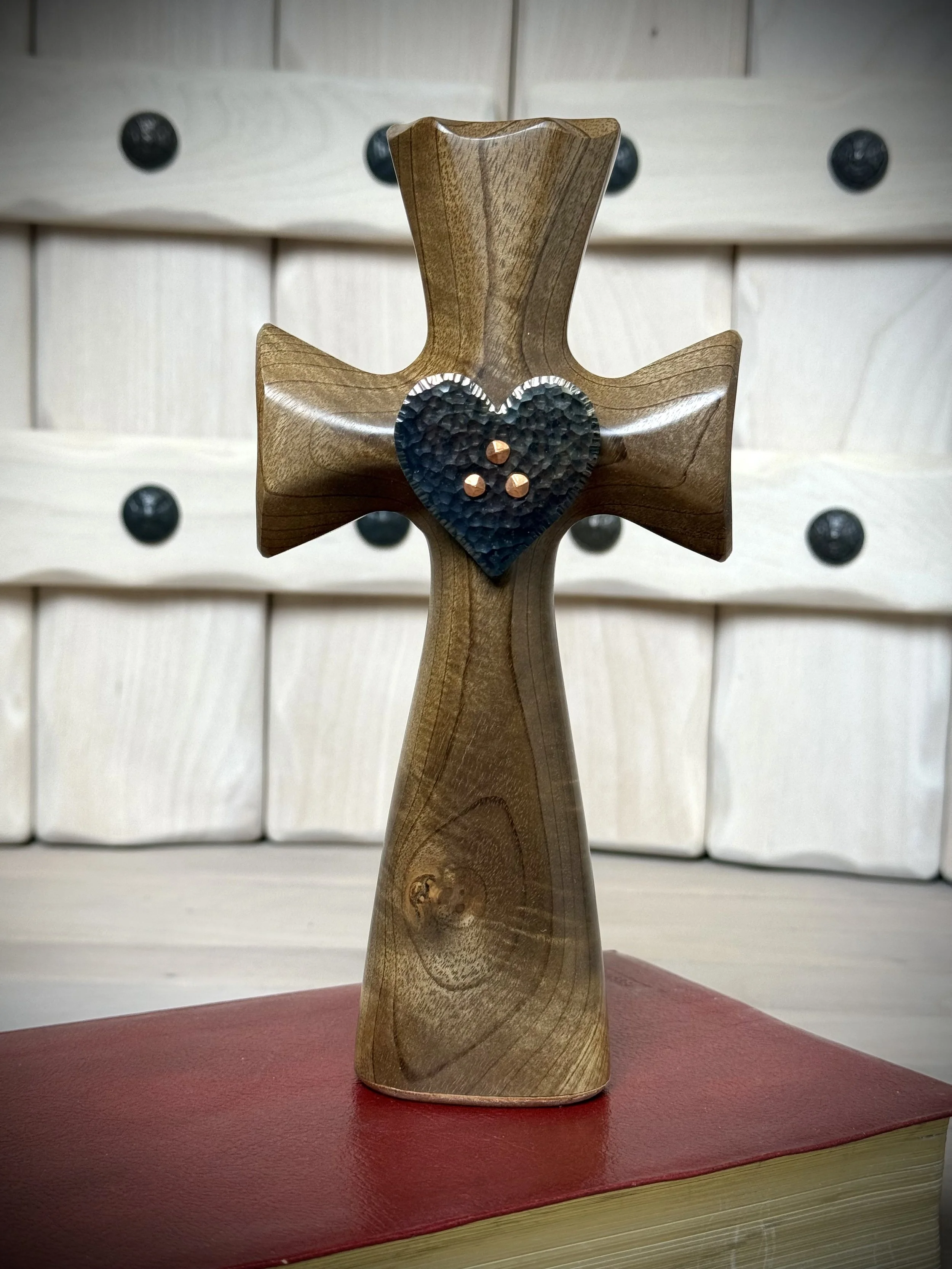 Bible Cross® with Steel Heart