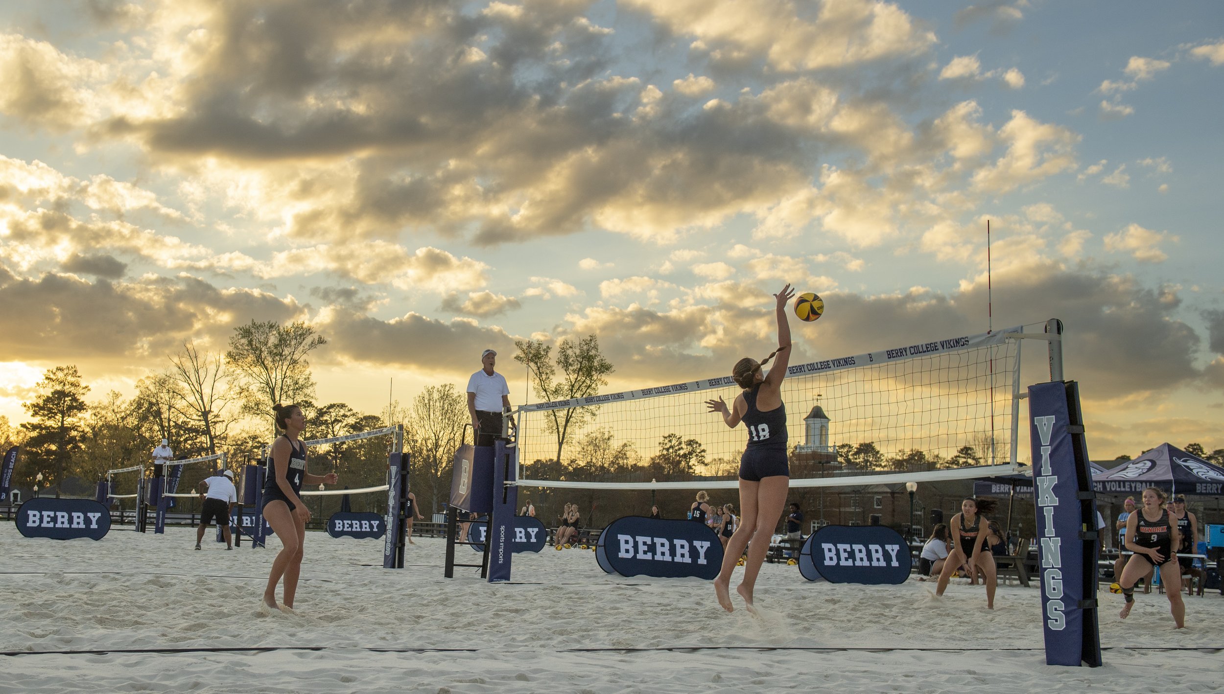 230324 Beach Volleyball 15335 bs351.jpg