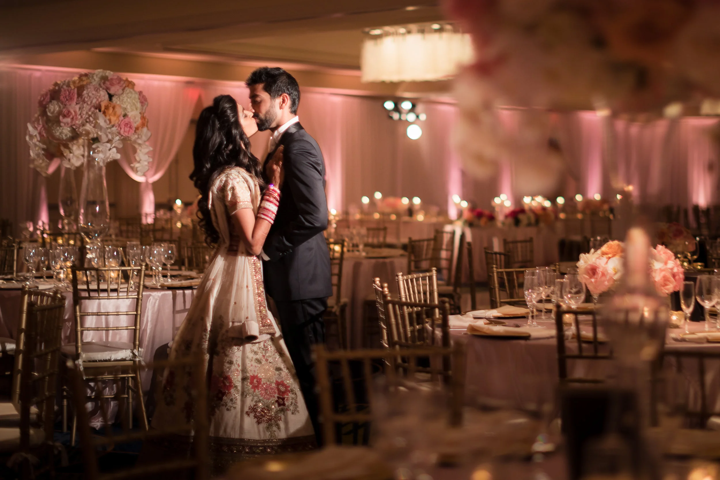 1067-KT-Coronado-Island-Marriott-San-Diego-Wedding-Photography.jpg