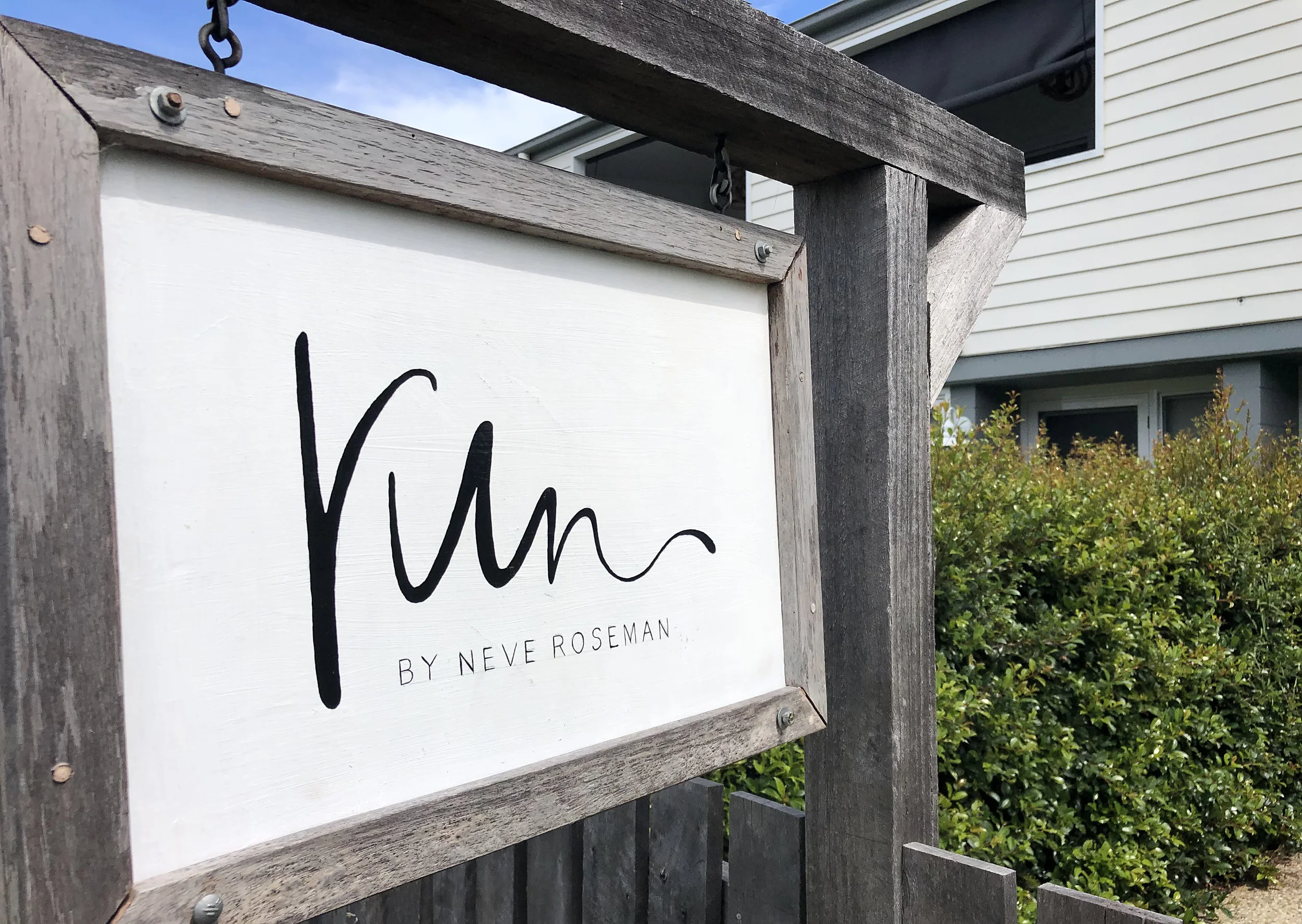 Run Byron Bay Sign Installed.jpg