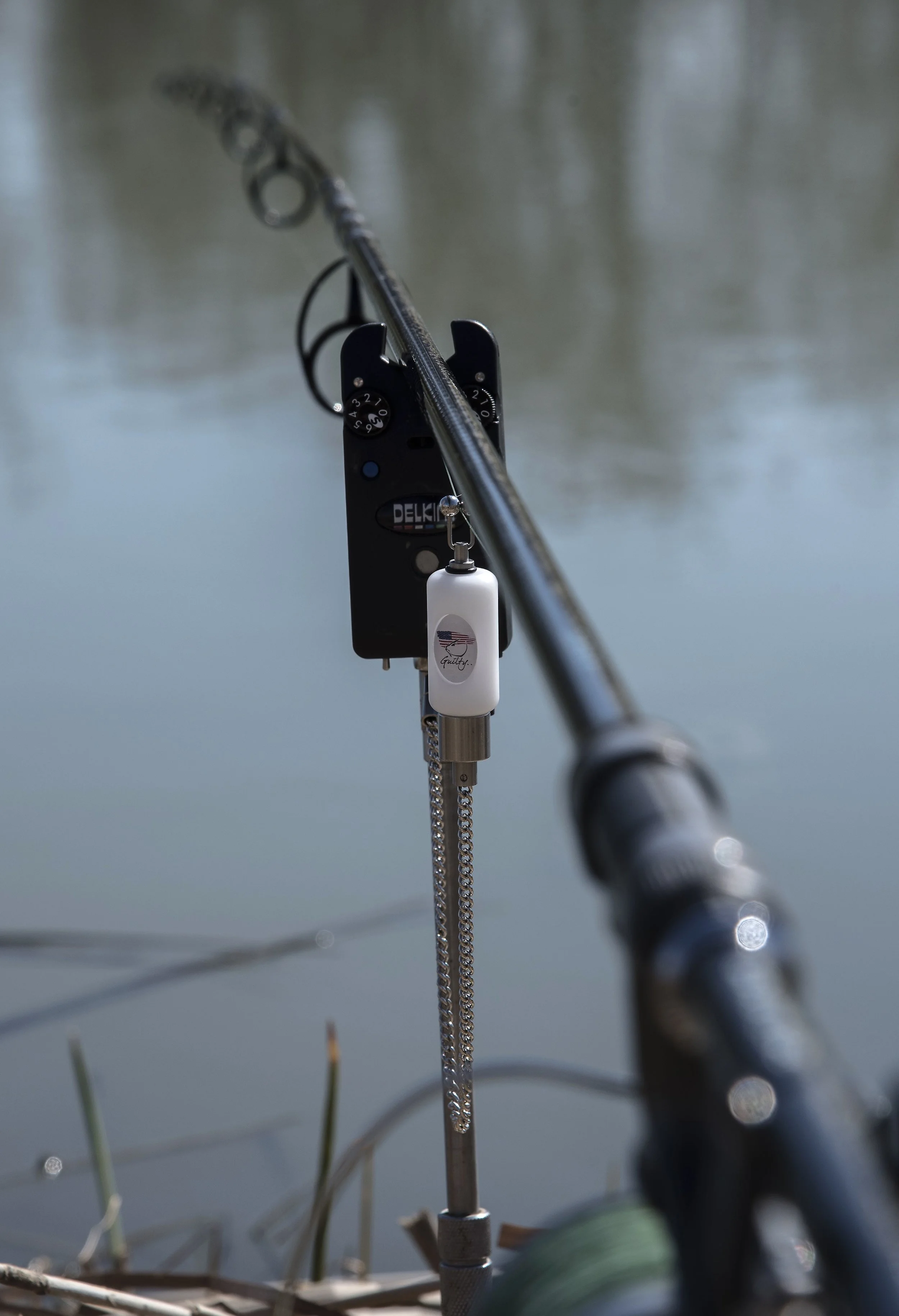 SINGLE WHITE ROD BEND FULL ROD copy 2-squashed.jpg