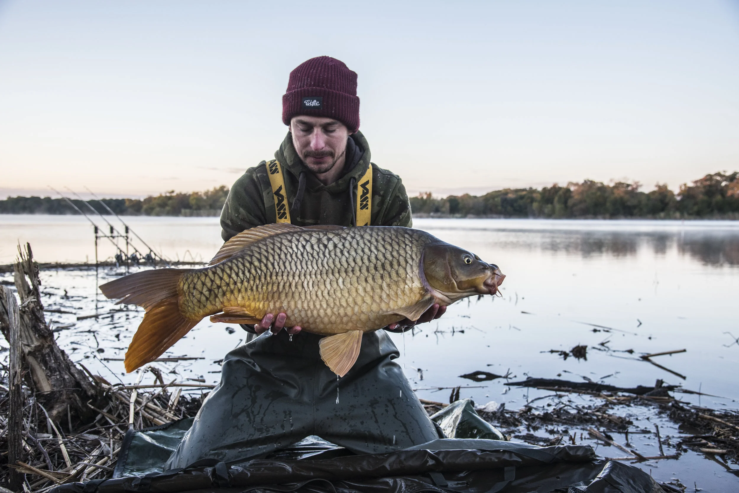 ANDREW FISH MAT FULL ON.jpg