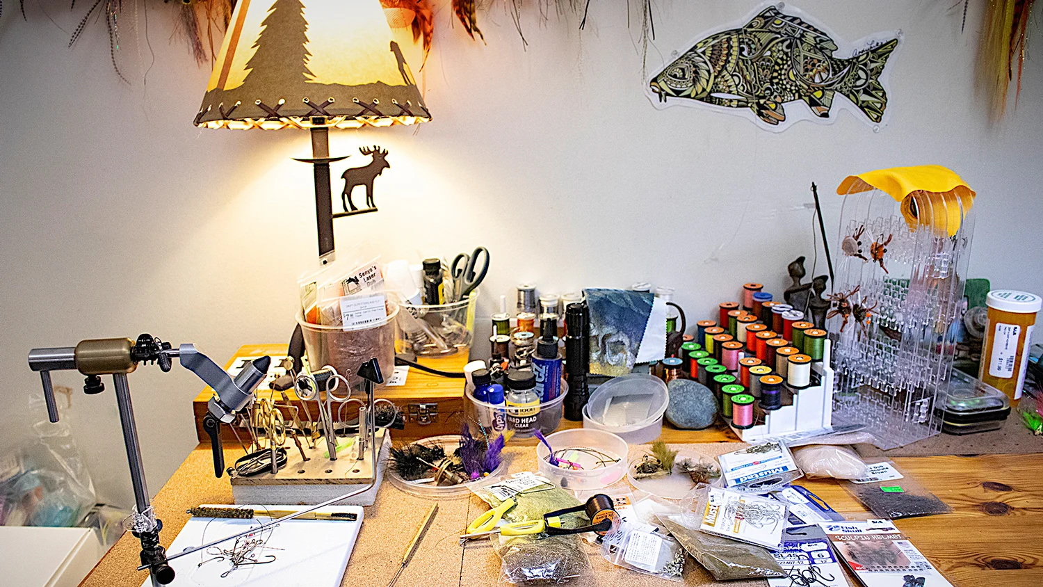 Flydesk_messy-sm.jpg
