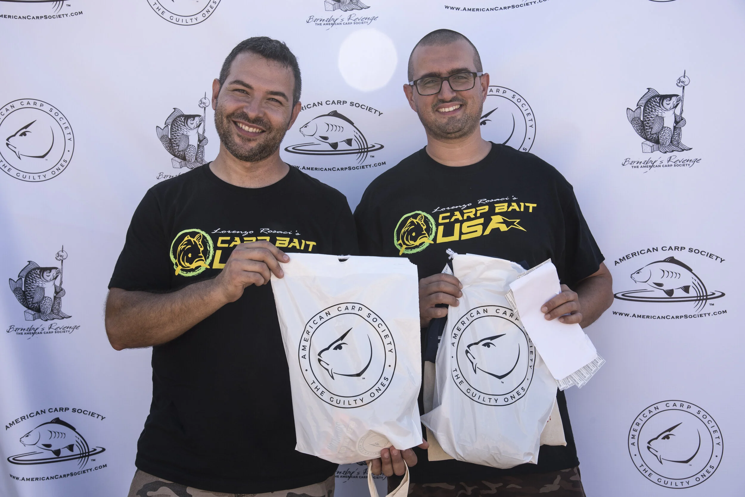 CARP BAIT USA TEAM.JPG