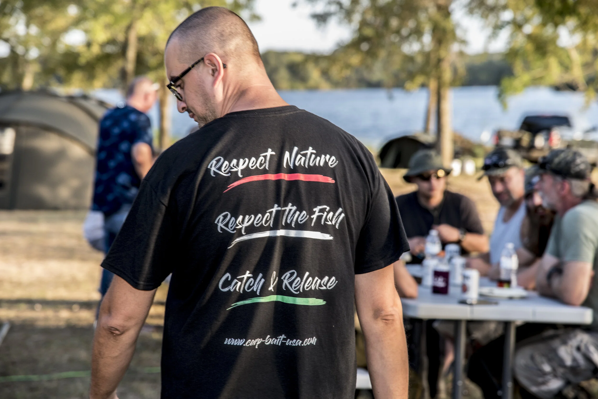 BACK OF USA T SHIRT RESPECT.JPG