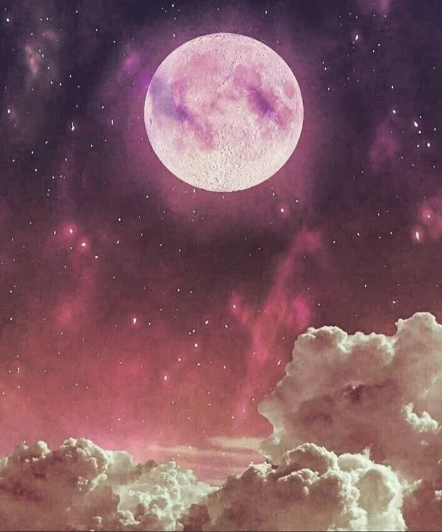 ::: See previous post ::: FULL MOON GIVEAWAY ::: I would love to gift a new release 750mm x 560mm (AU$850) Owl Limited Edition Print -----
Like the wild ocean tides do you feel the pull of the full moon? Are your emotions heightened during the phases