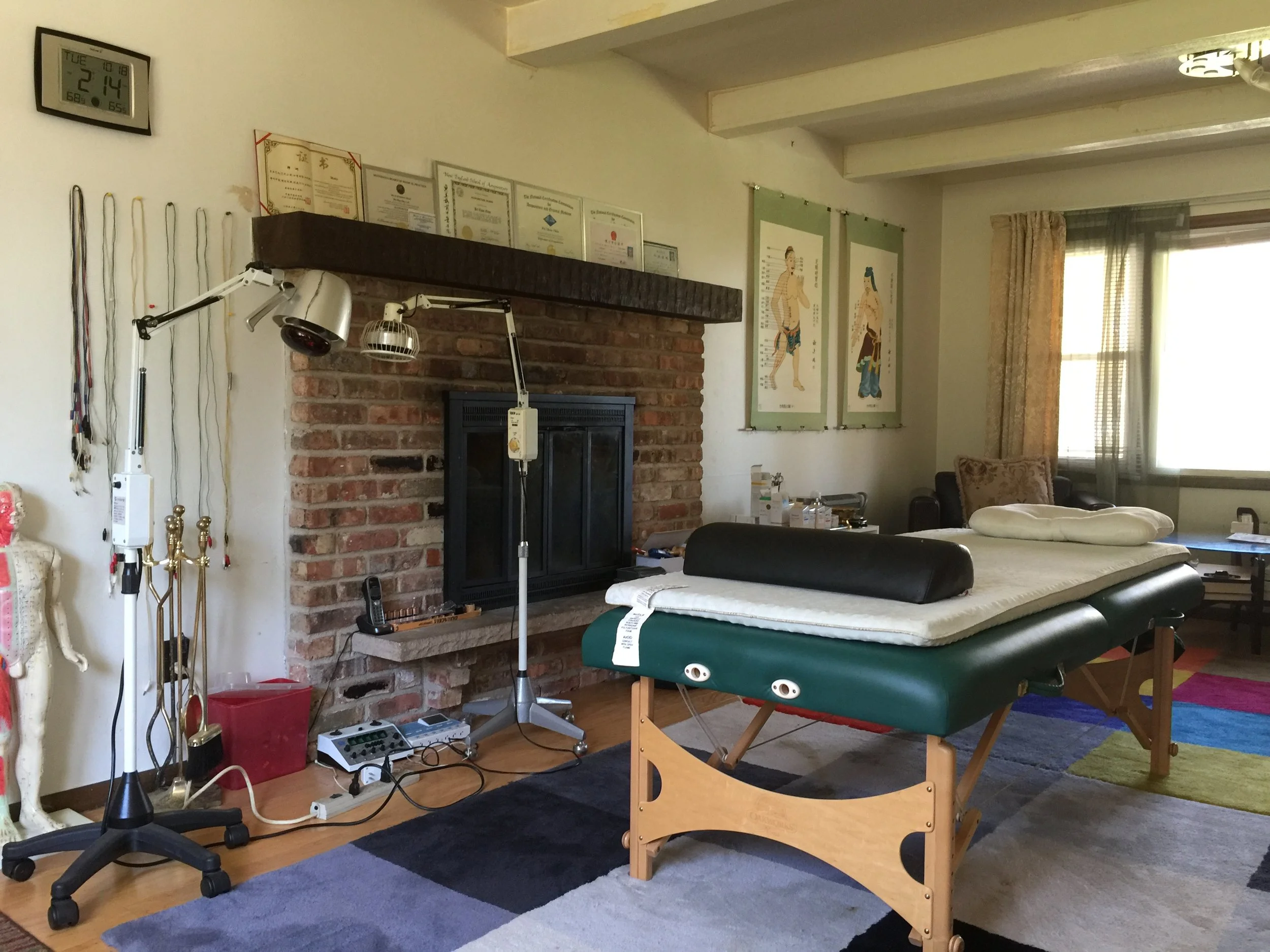 Treatment Room in Dr. Chin Acupuncture Clinic