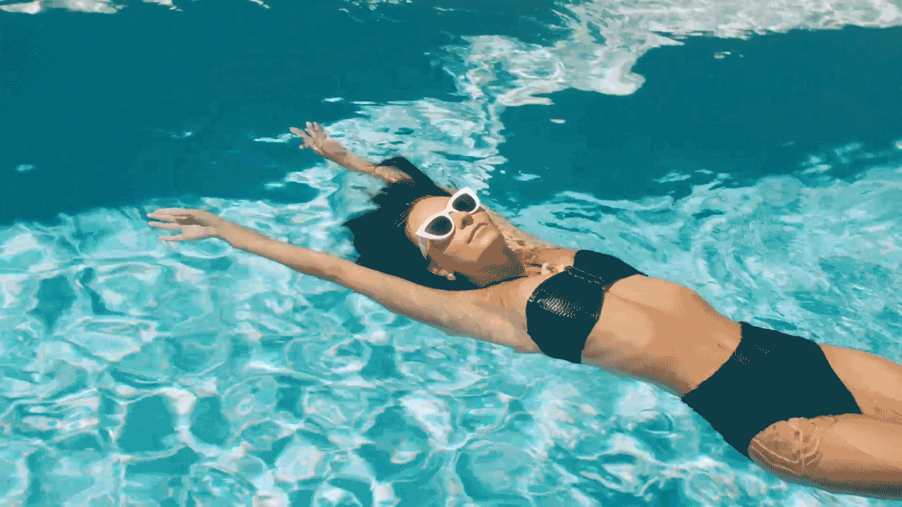 NARELLAN POOLS • YOU WITH A POOL