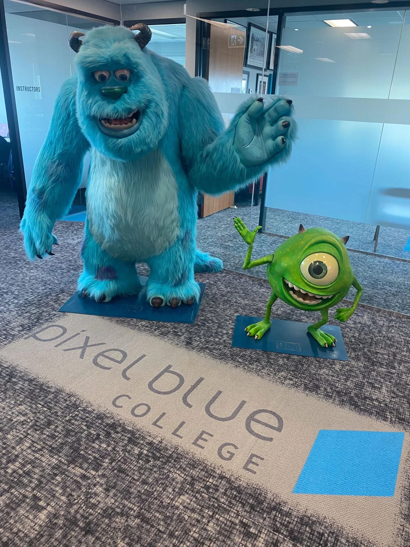 1-pixel-blue-college.jpg