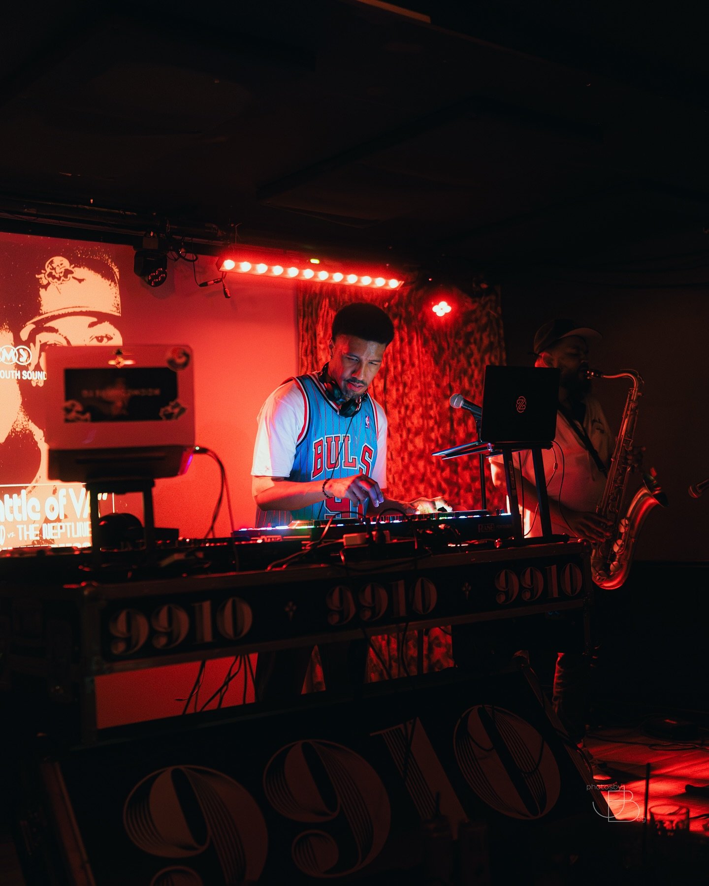 🎚️🎛️🎧 Our Audio Engineering and Music Production instructor in his element. @shaynestartedit 

&ldquo;I can&rsquo;t tell you the last time I&rsquo;ve done anything other than all this... Music feeds my soul.&rdquo;
- Shayne
.
.
.
.
.
.
.
.
.
.
.
.