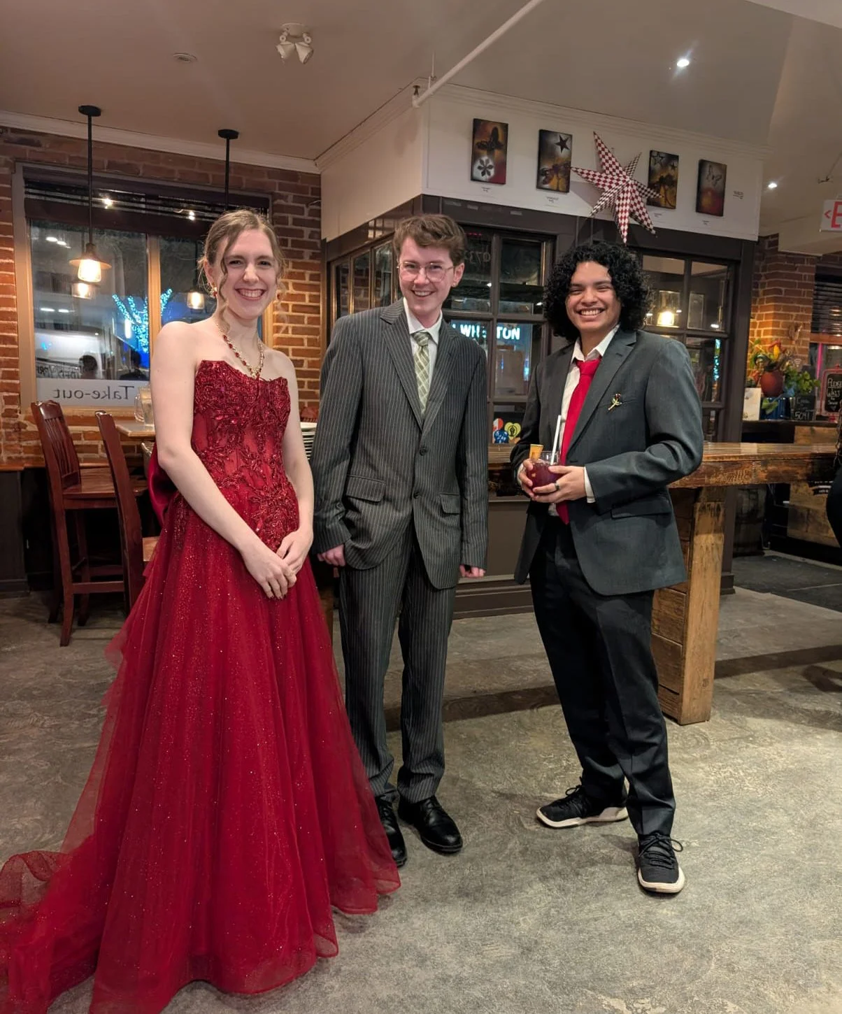 📸 𝗚𝗿𝗮𝗱 𝗡𝗶𝗴𝗵𝘁 𝗣𝗵𝗼𝘁𝗼𝘀 𝗣𝗮𝗿𝘁 𝟭 𝗼𝗳 𝟮

🎓 A MASSIVE congratulations to all our Rev 53, 2D and 3D graduates! Your creativity, dedication, and persistence brought you to this milestone, and we&rsquo;re incredibly proud of each of you.