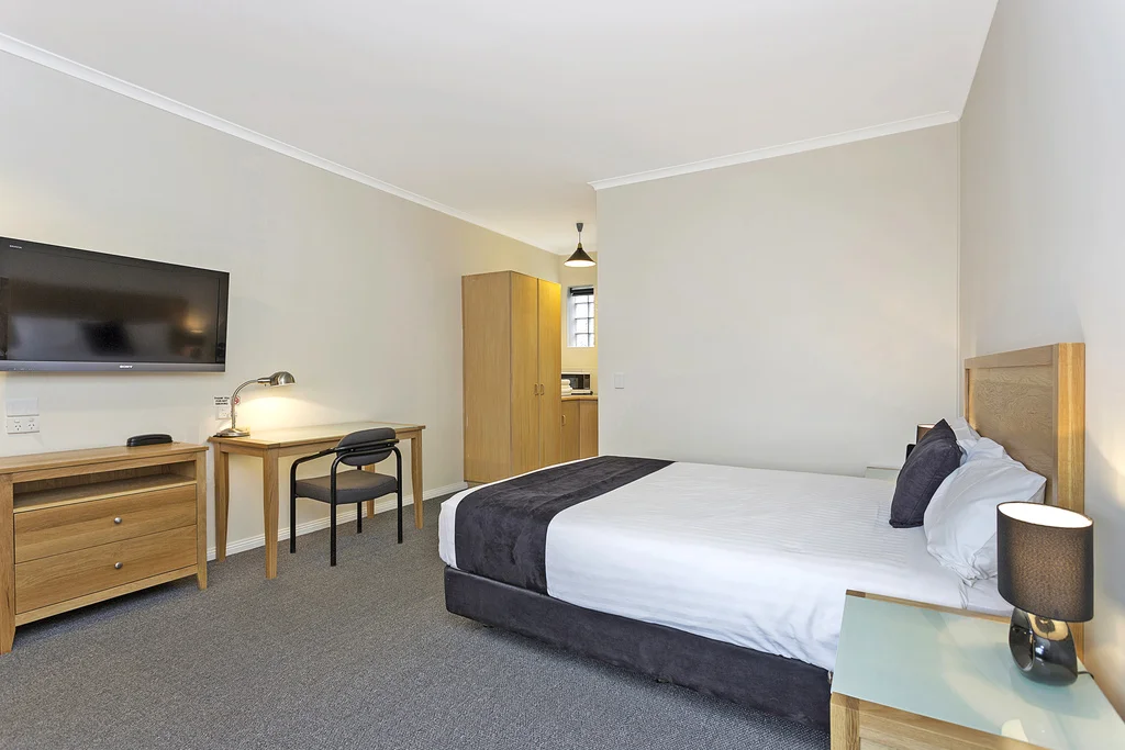 018_Open2view_ID357352-Comfort_Inn_Lady_Augusta.jpg