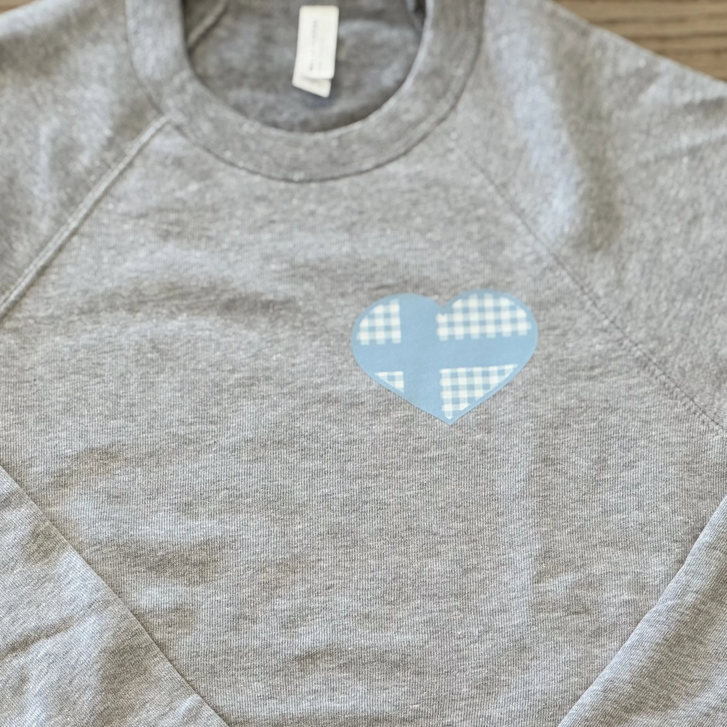 SwedeLoveGreyLtBlueGinghamHeartFrontClose.jpg