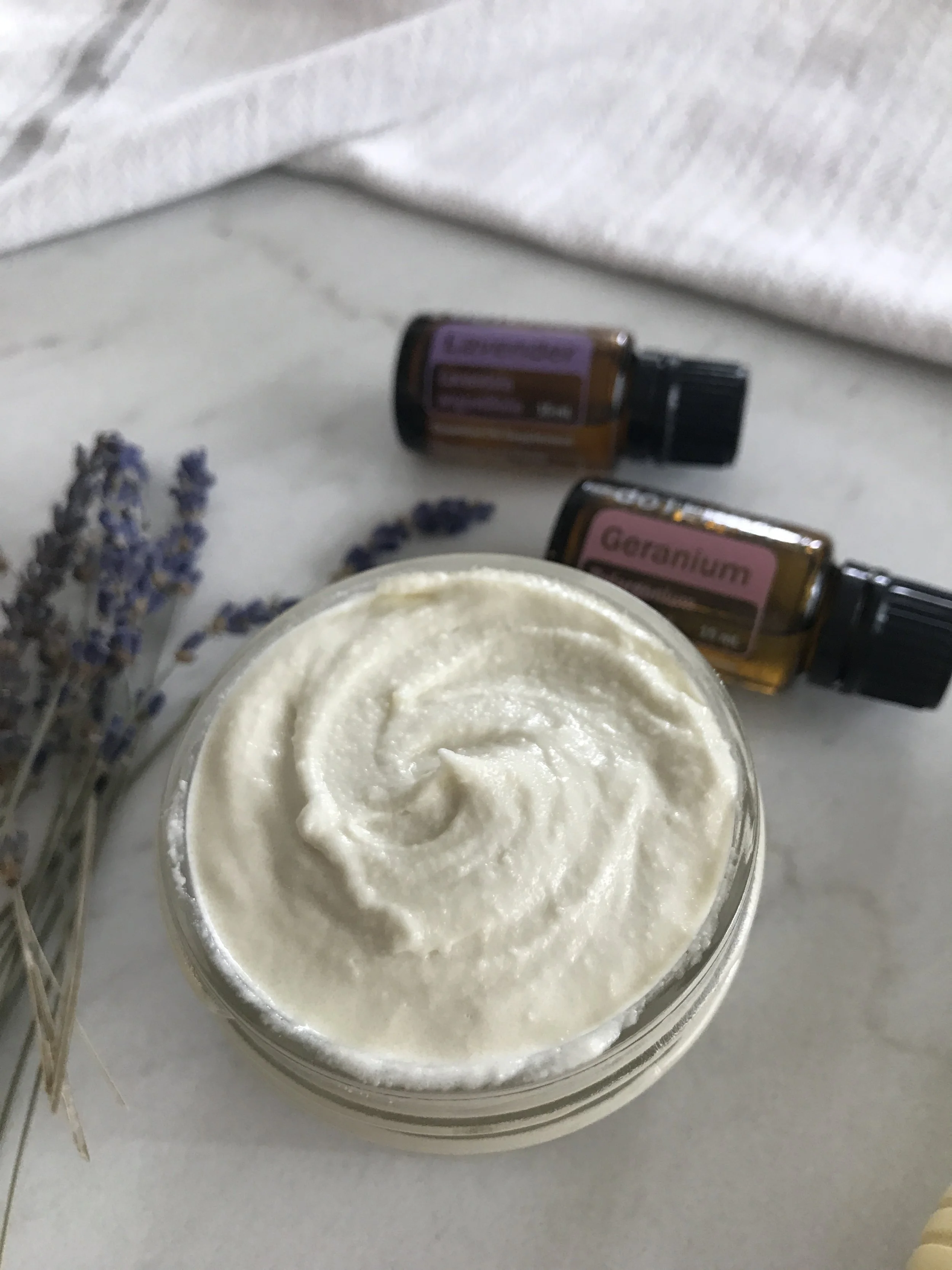 FLORAL SHAVING CREAM