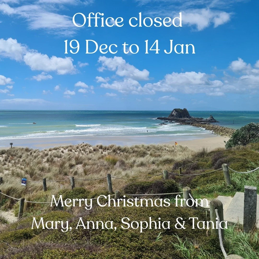 It's time to step away from the computer and enjoy time with family and friends.

Sending our warm thanks and season's greetings to everyone we've worked with on many amazing books this year, and to our friends and followers near and far.

Happy holi