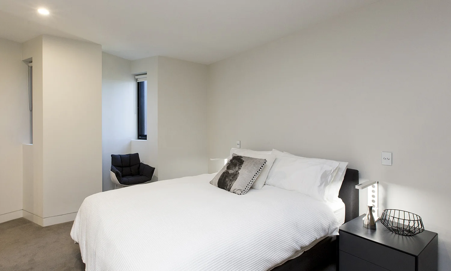   Apartment Five   Fortyfive on Lawson, Byron Bay   Spacious three bedroom single level living Floorspace: 214.5 sqm Floor: Level One Aspect: North Views: Water, Beach Height above sea level: 10 mtr 