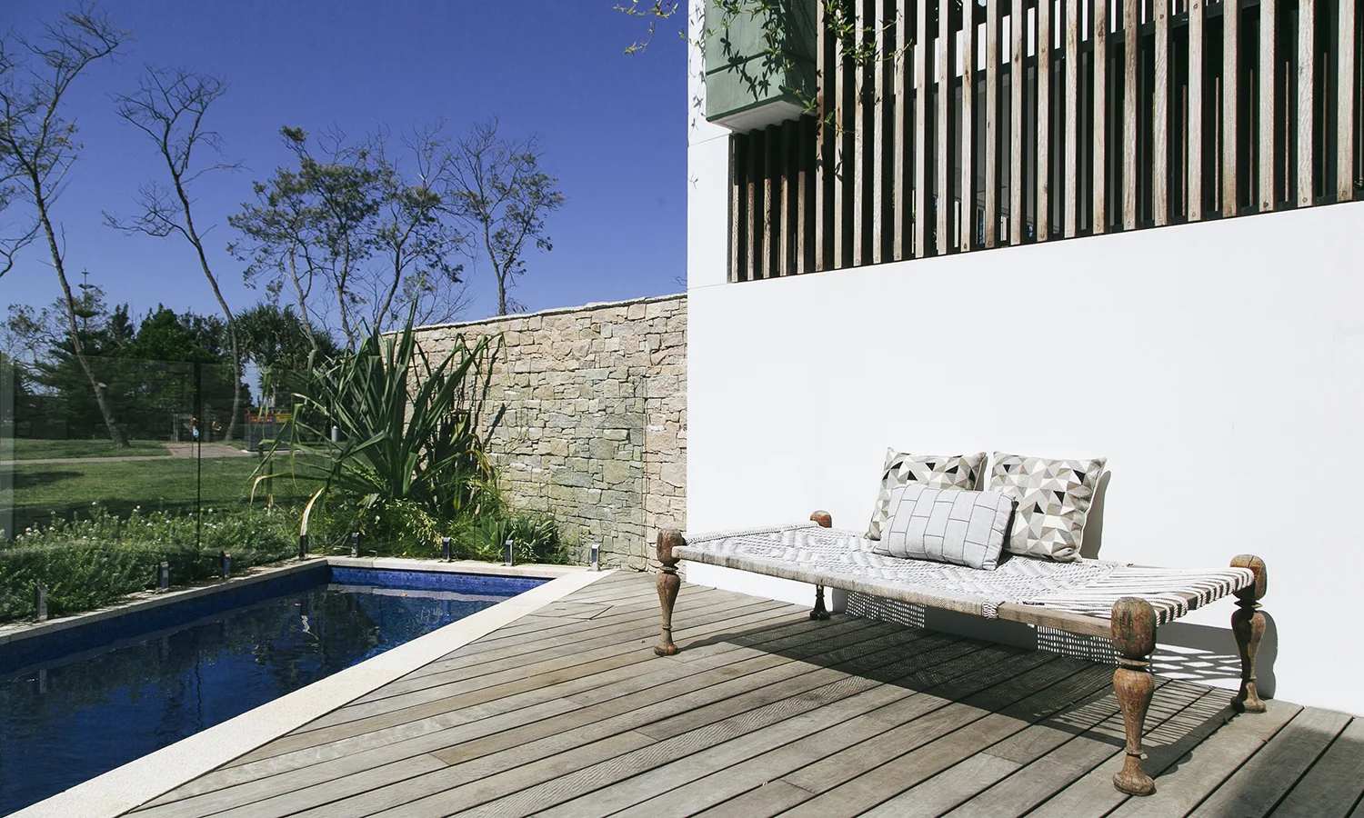  Apartment Two Fortyfive on Lawson, Byron Bay  Spacious four bedroom single level living Floorspace: ****&nbsp;sqm Floor: Ground Aspect: North Views: Water, Beach Height above sea level: 7 mtr 