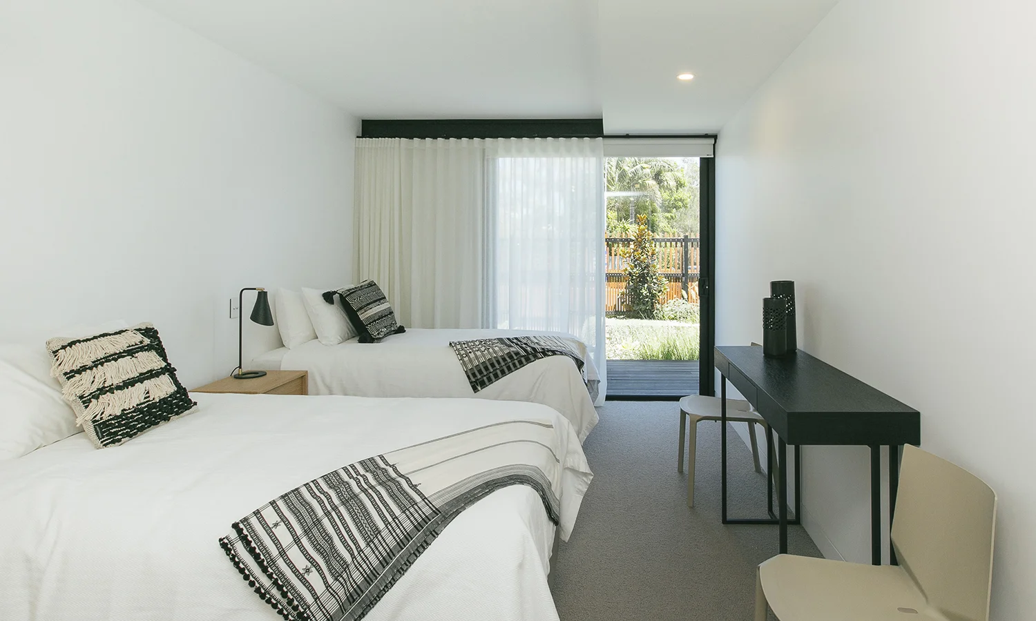  Apartment Two Fortyfive on Lawson, Byron Bay  Spacious four bedroom single level living Floorspace: ****&nbsp;sqm Floor: Ground Aspect: North Views: Water, Beach Height above sea level: 7 mtr 